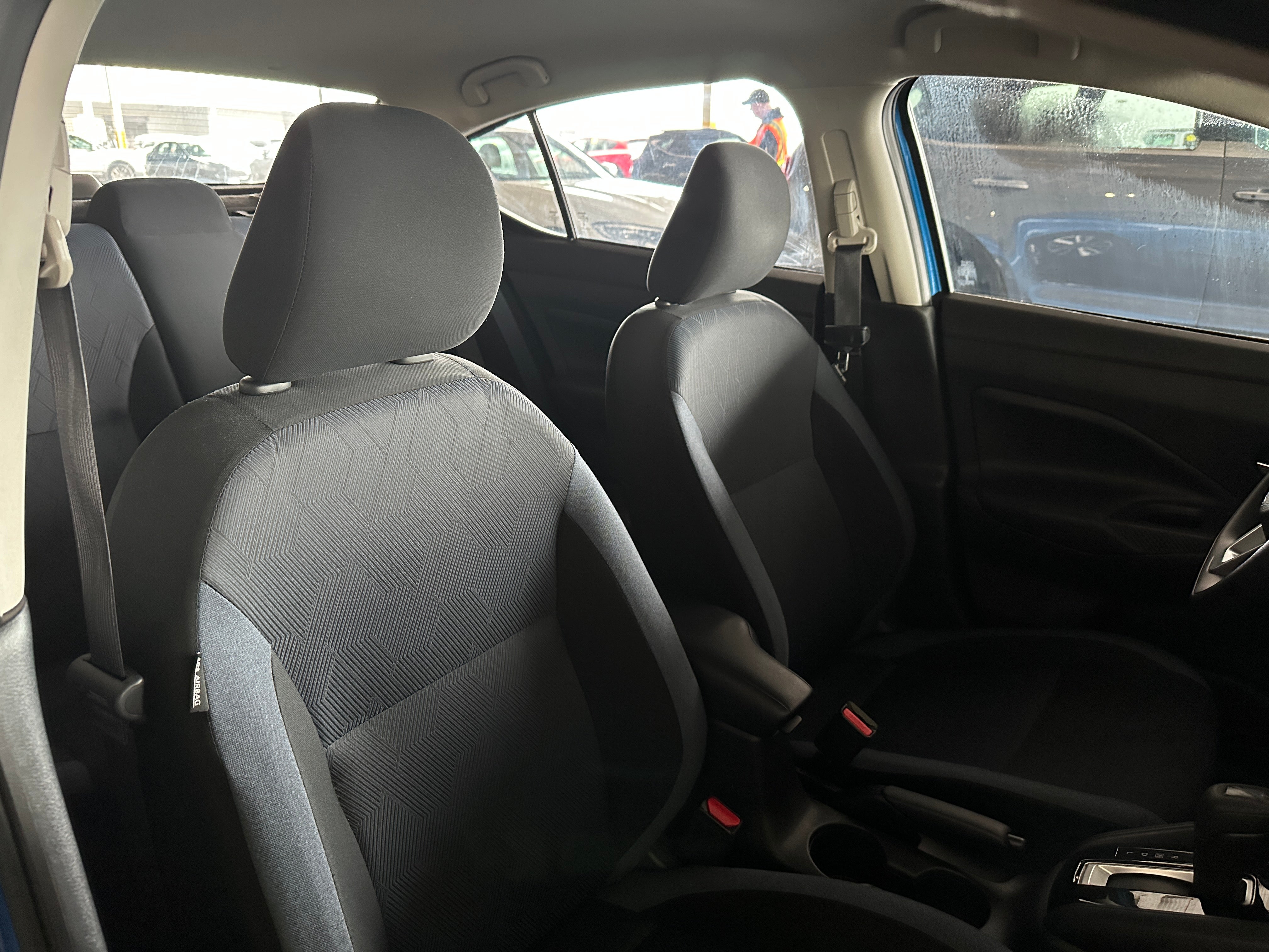 2023 Nissan Versa SV 2