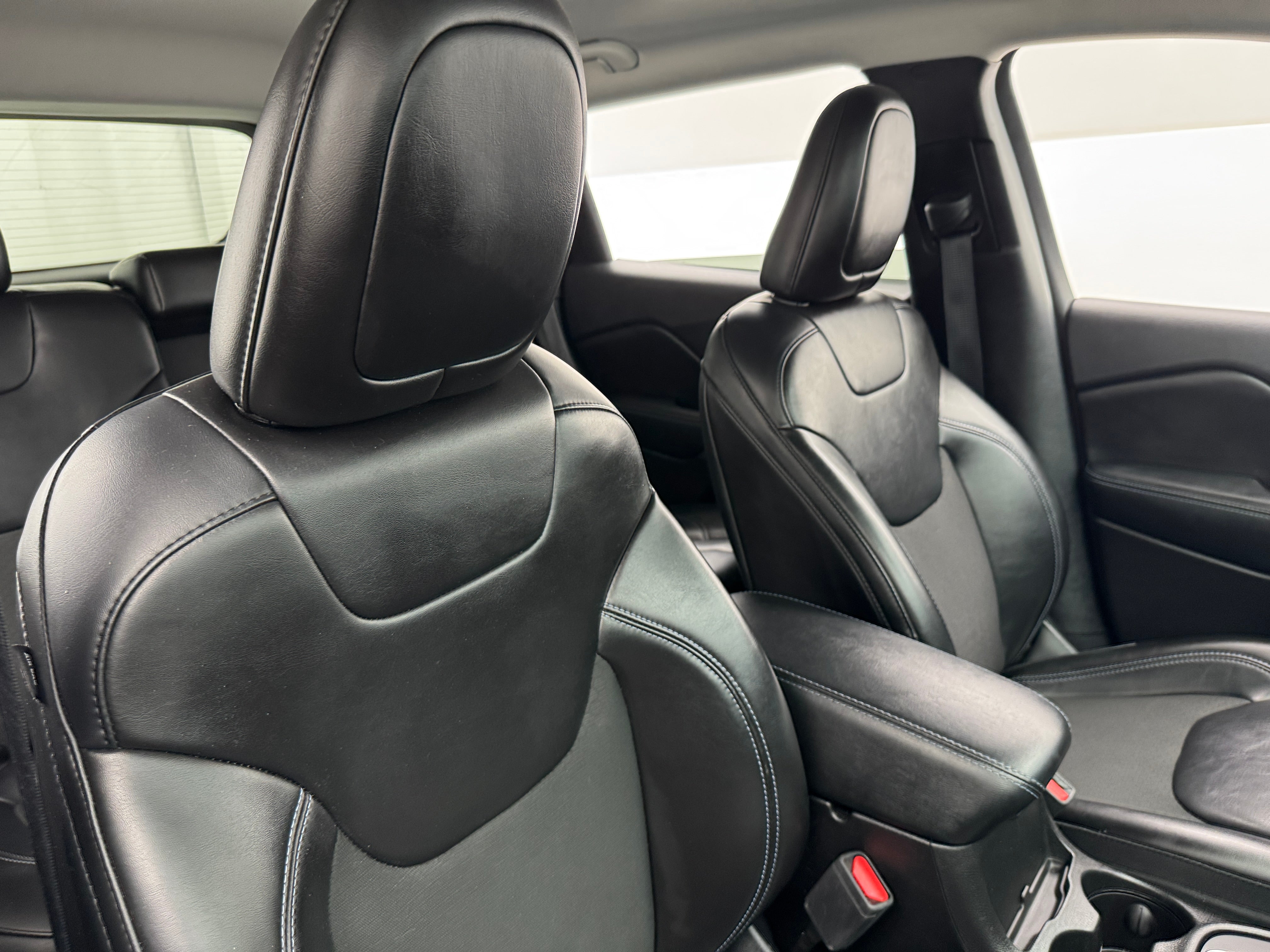 2021 Jeep Cherokee Latitude 2