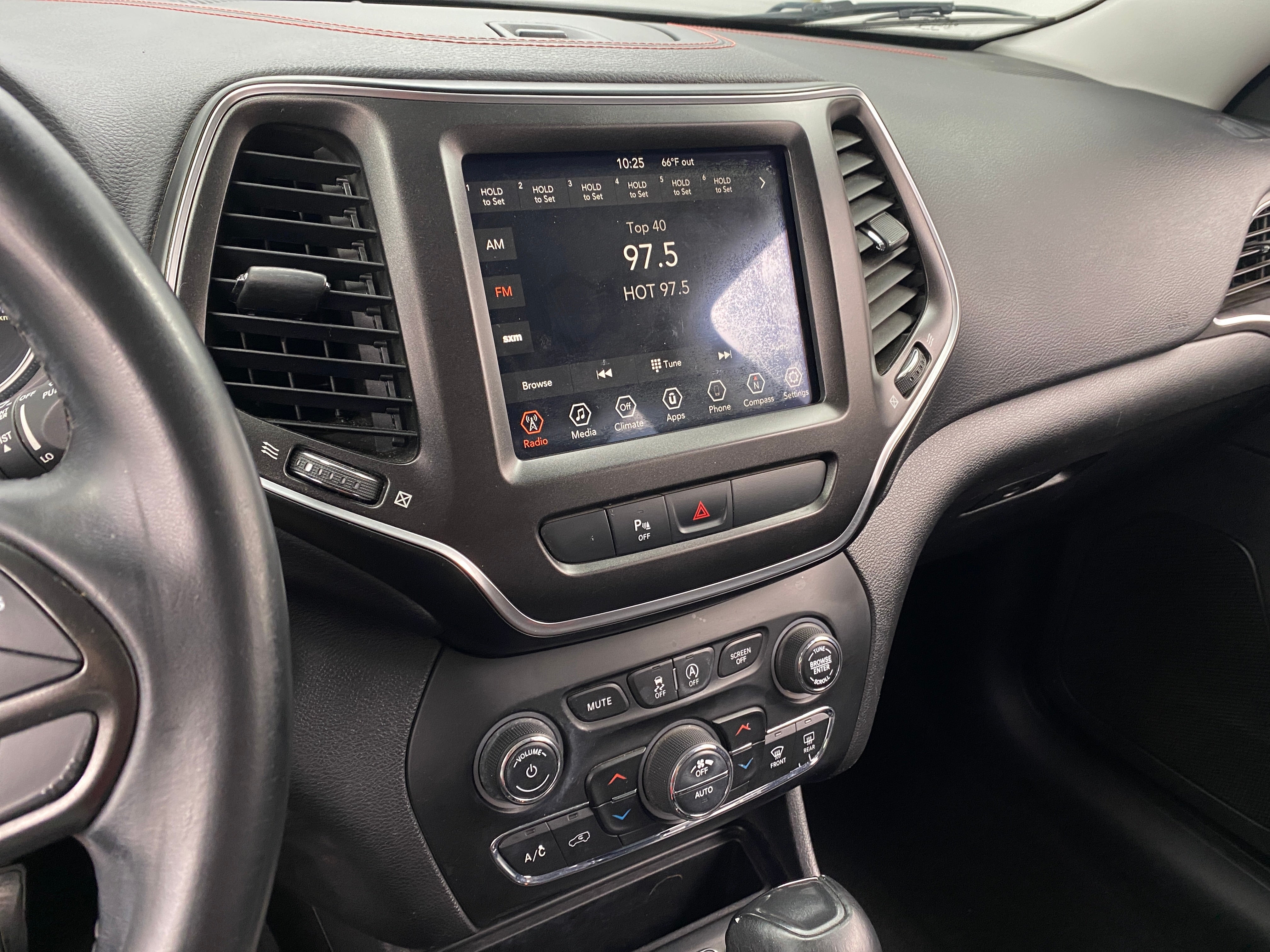 2019 Jeep Cherokee Trailhawk 4