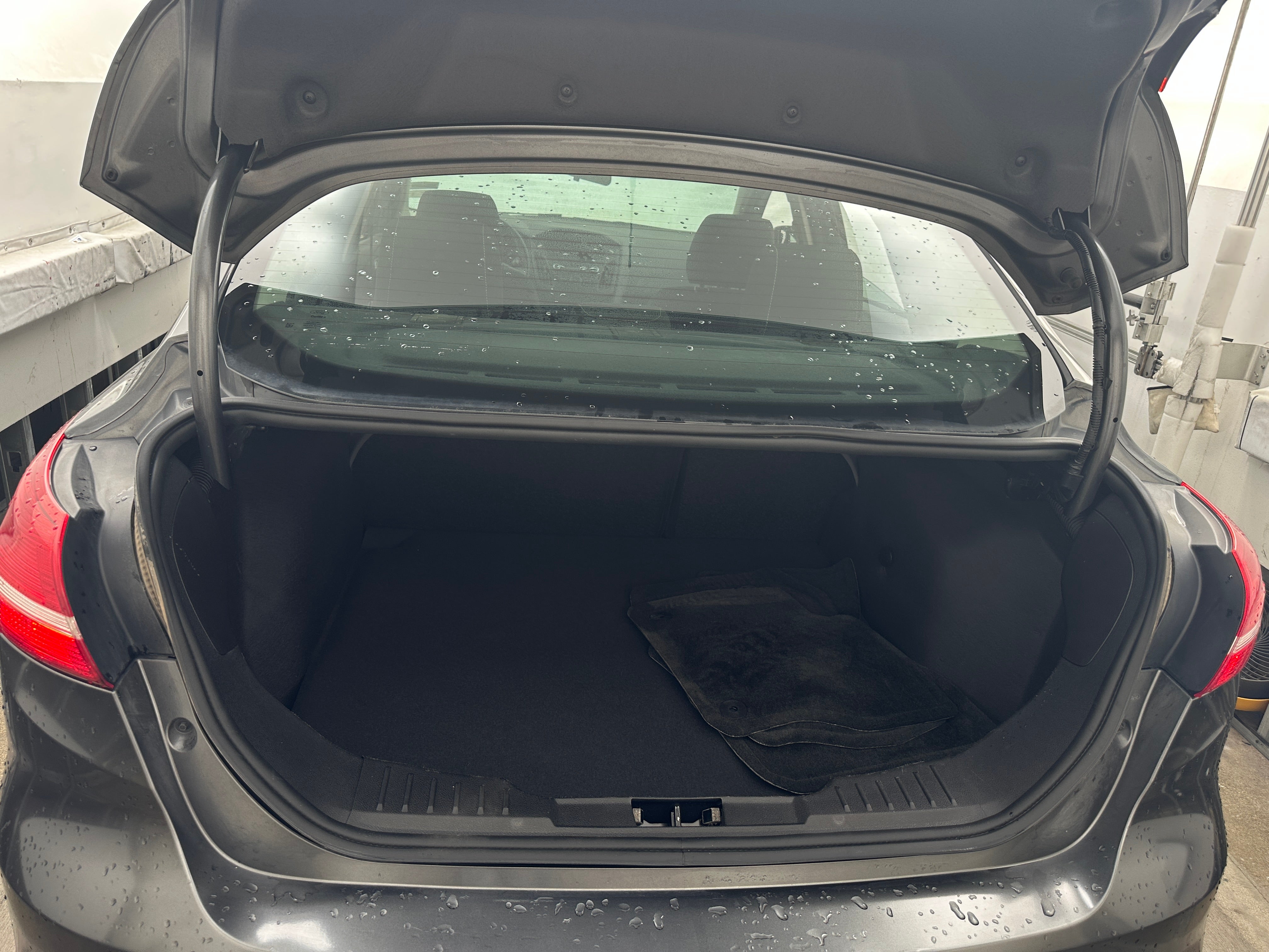 2018 Ford Focus SE 7