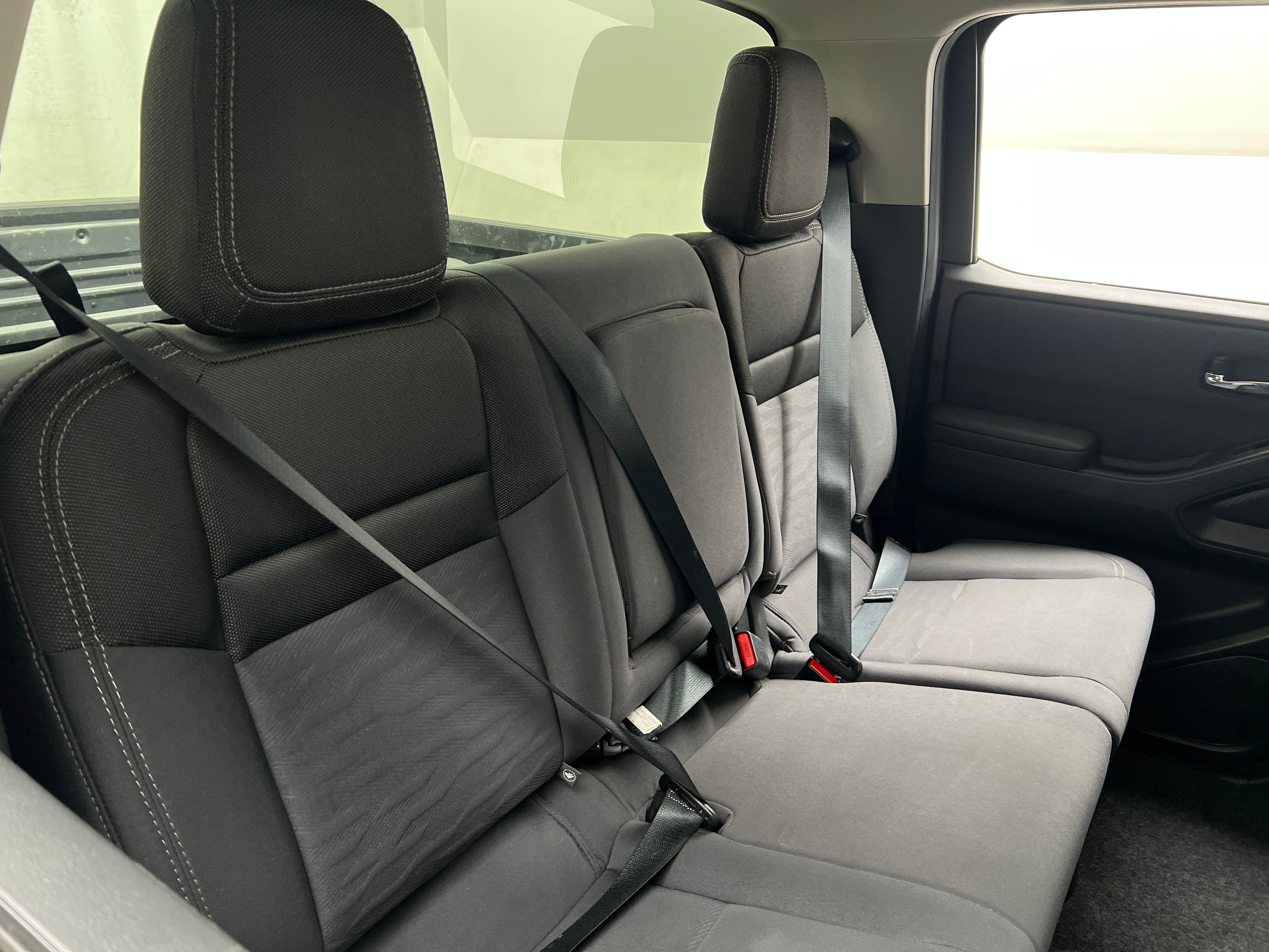 2024 Nissan Frontier SV 6