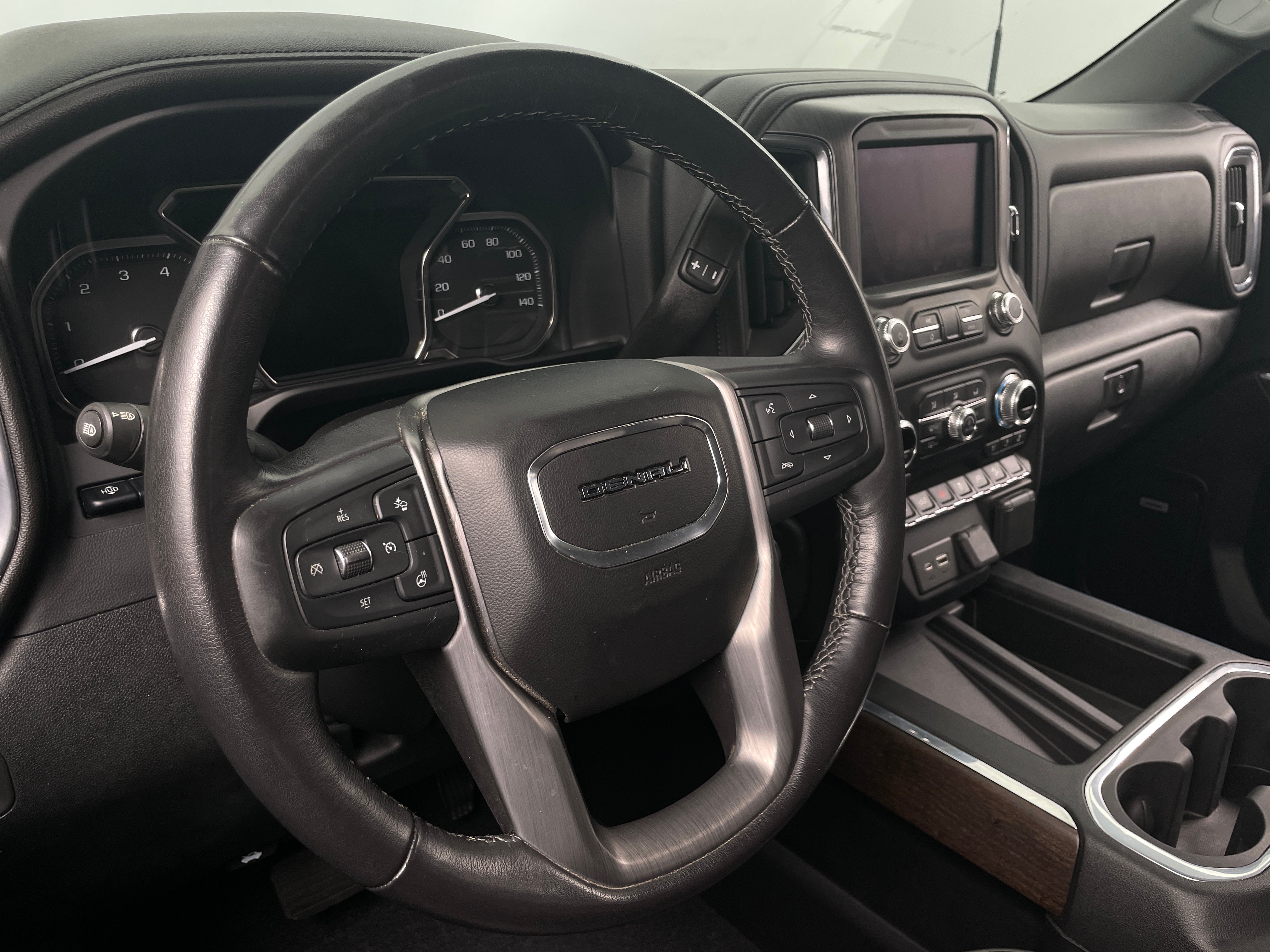 2020 GMC Sierra 2500 Denali 4