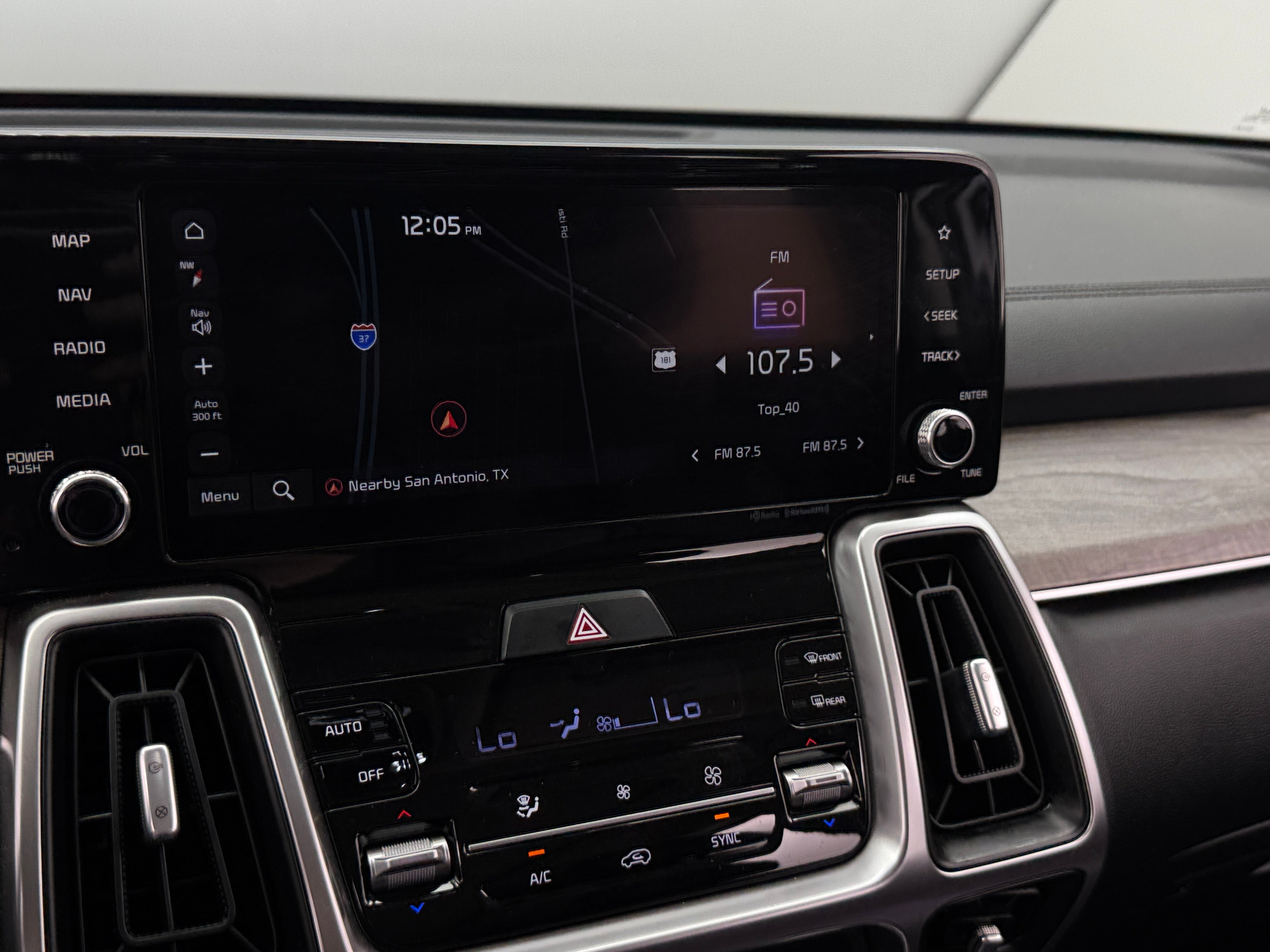 2022 Kia Sorento EX 3