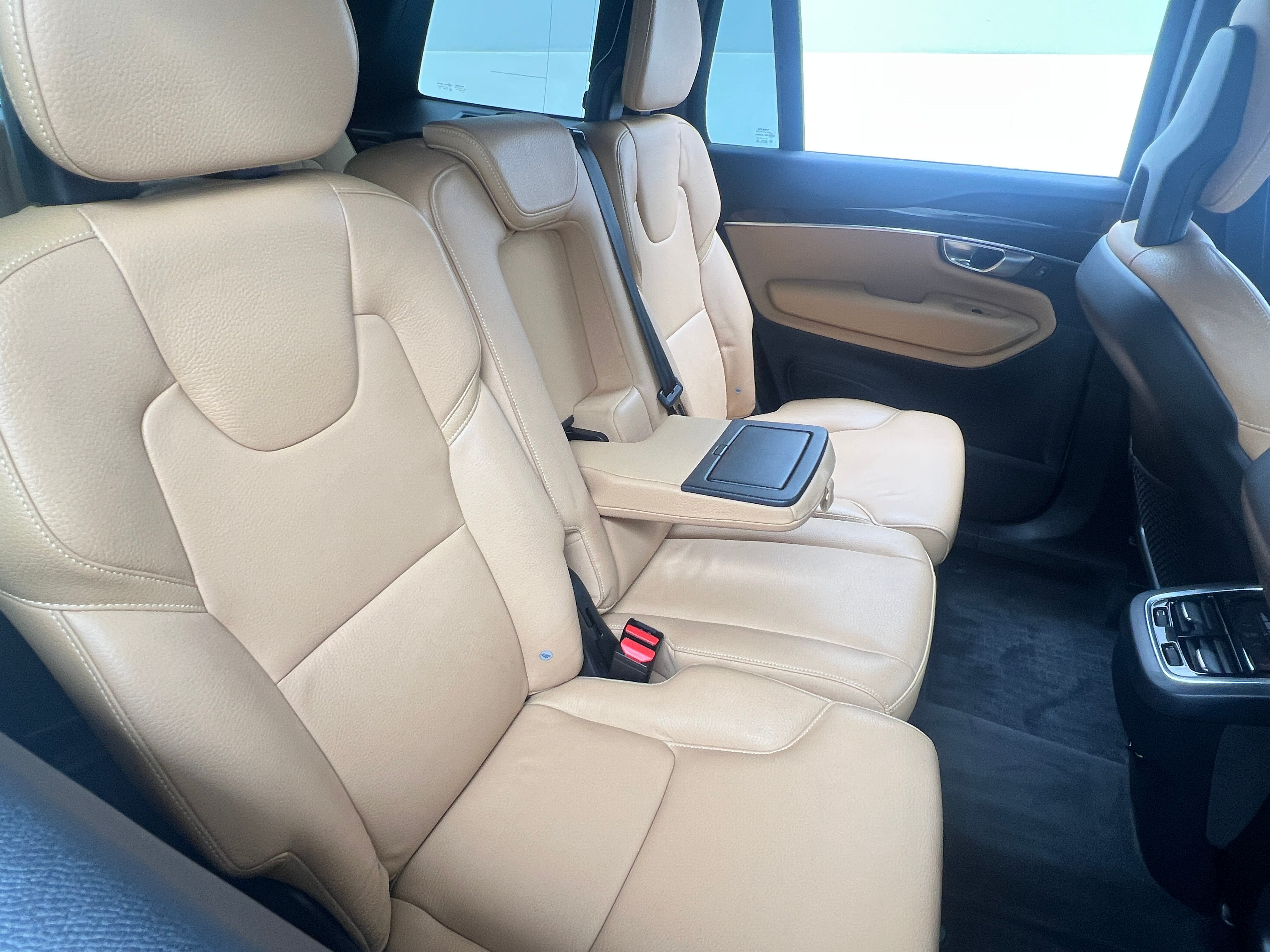 2017 Volvo XC90 T6 Momentum 5