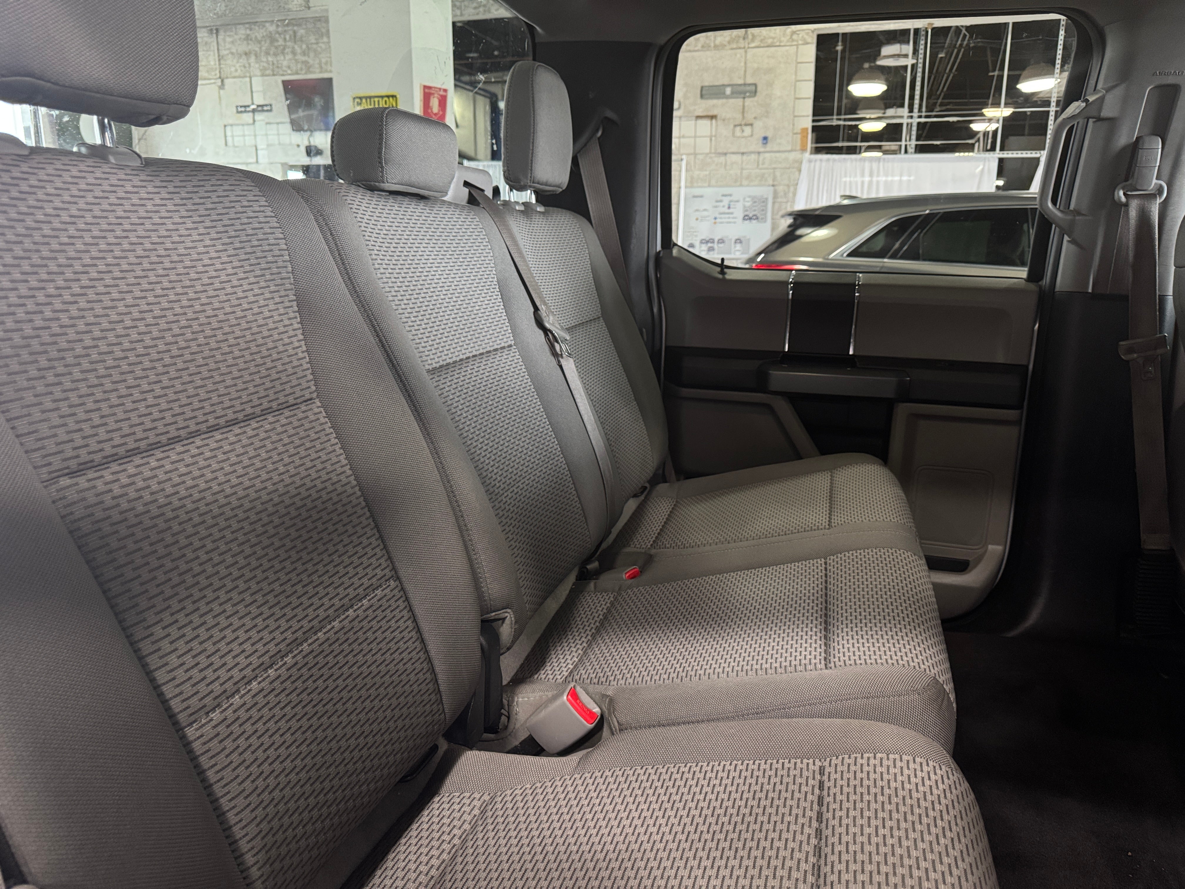 2016 Ford Econoline E-150 6