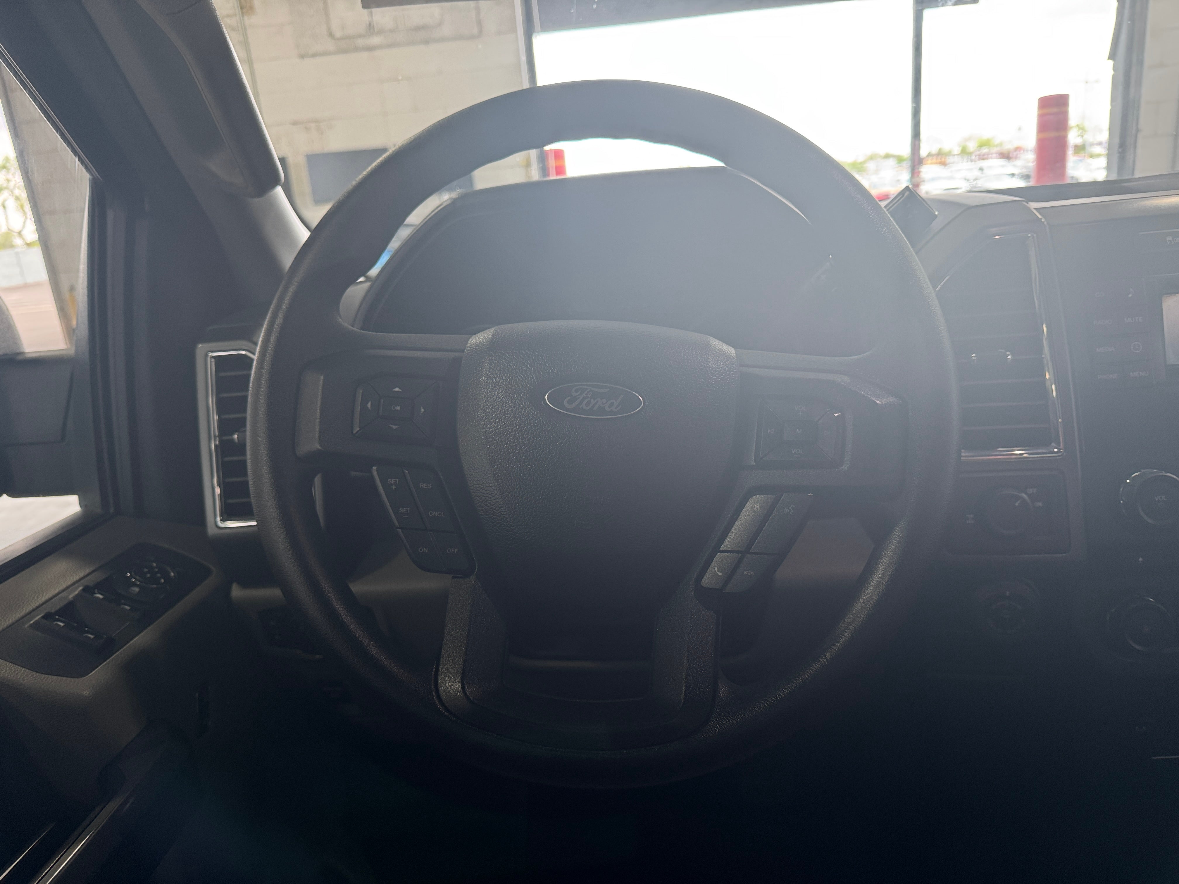 2016 Ford Econoline E-150 5