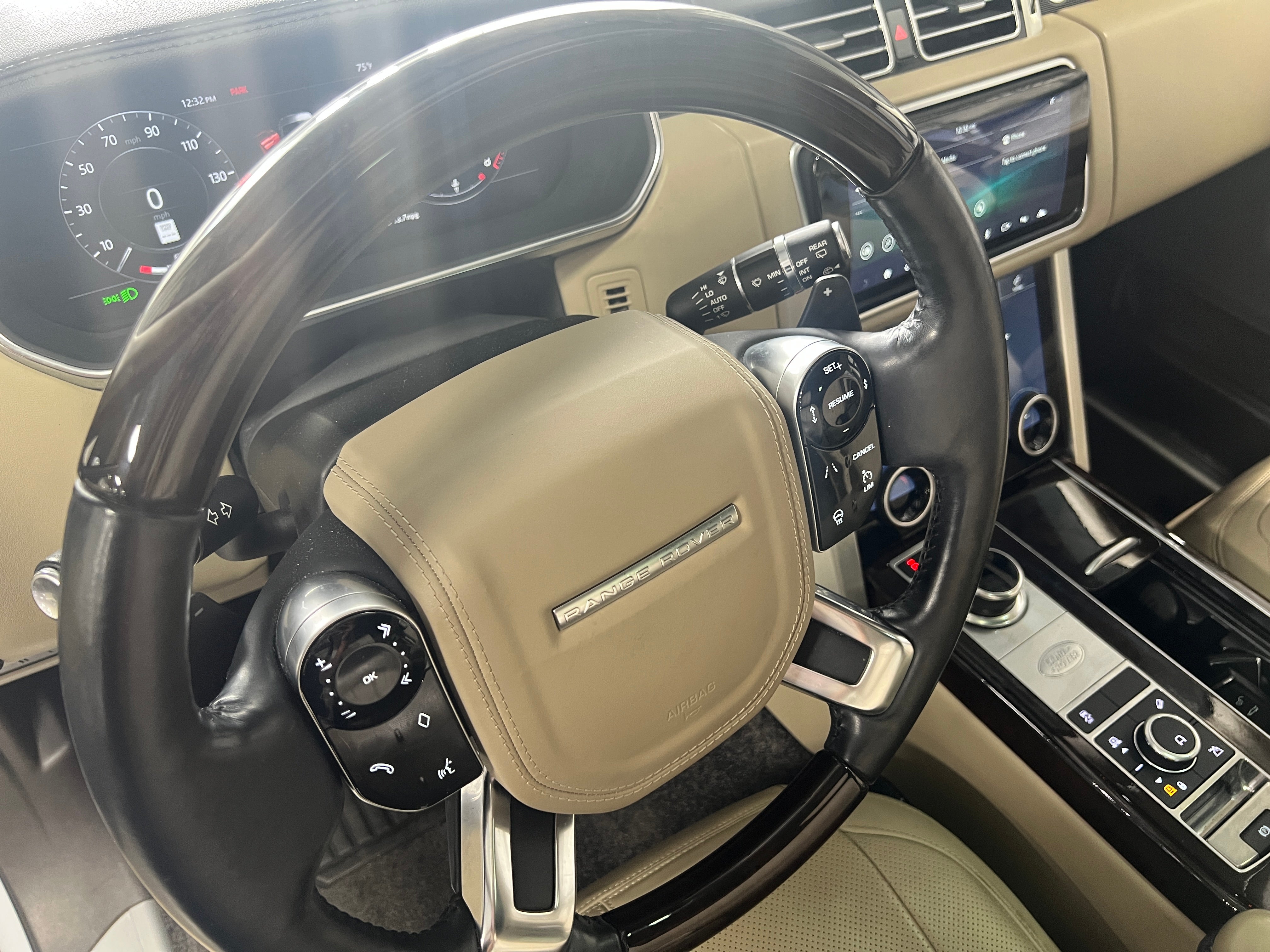 2020 Land Rover Range Rover HSE 4