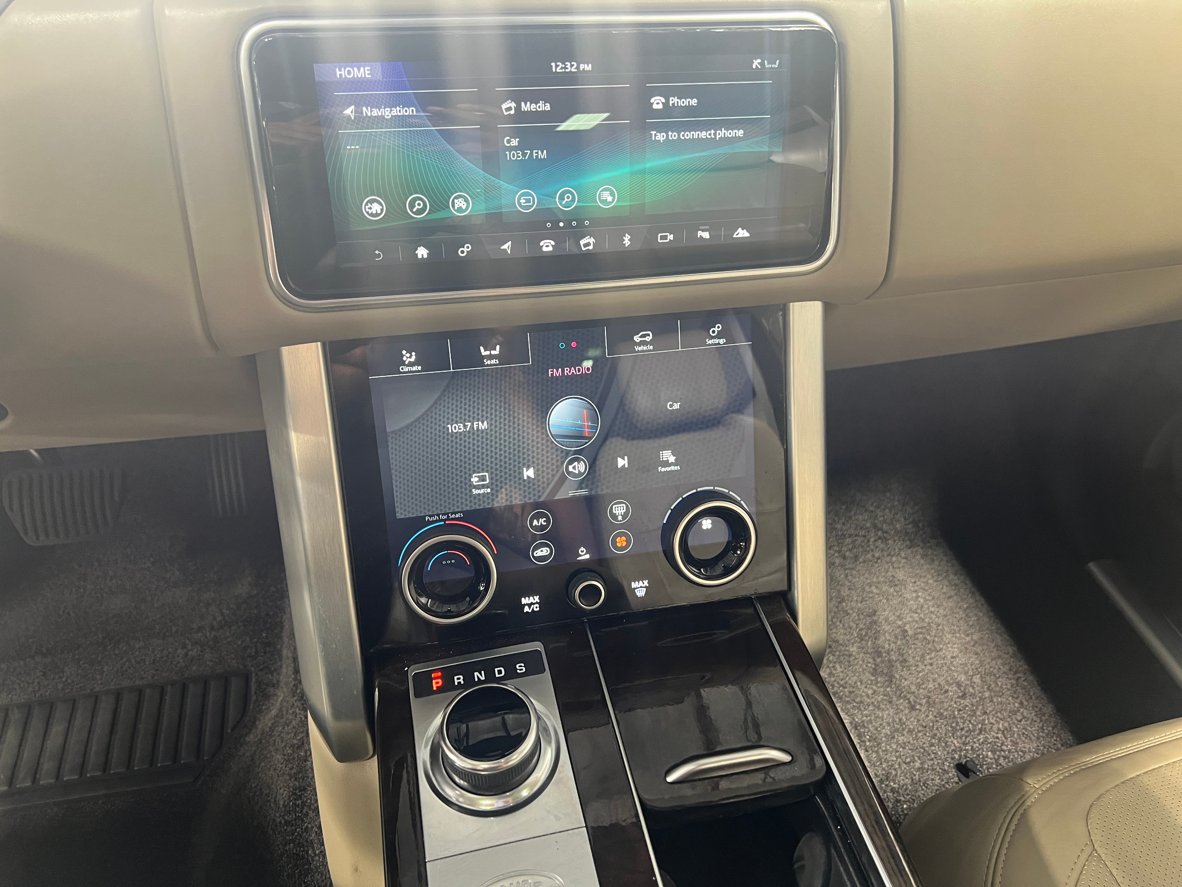 2020 Land Rover Range Rover HSE 3