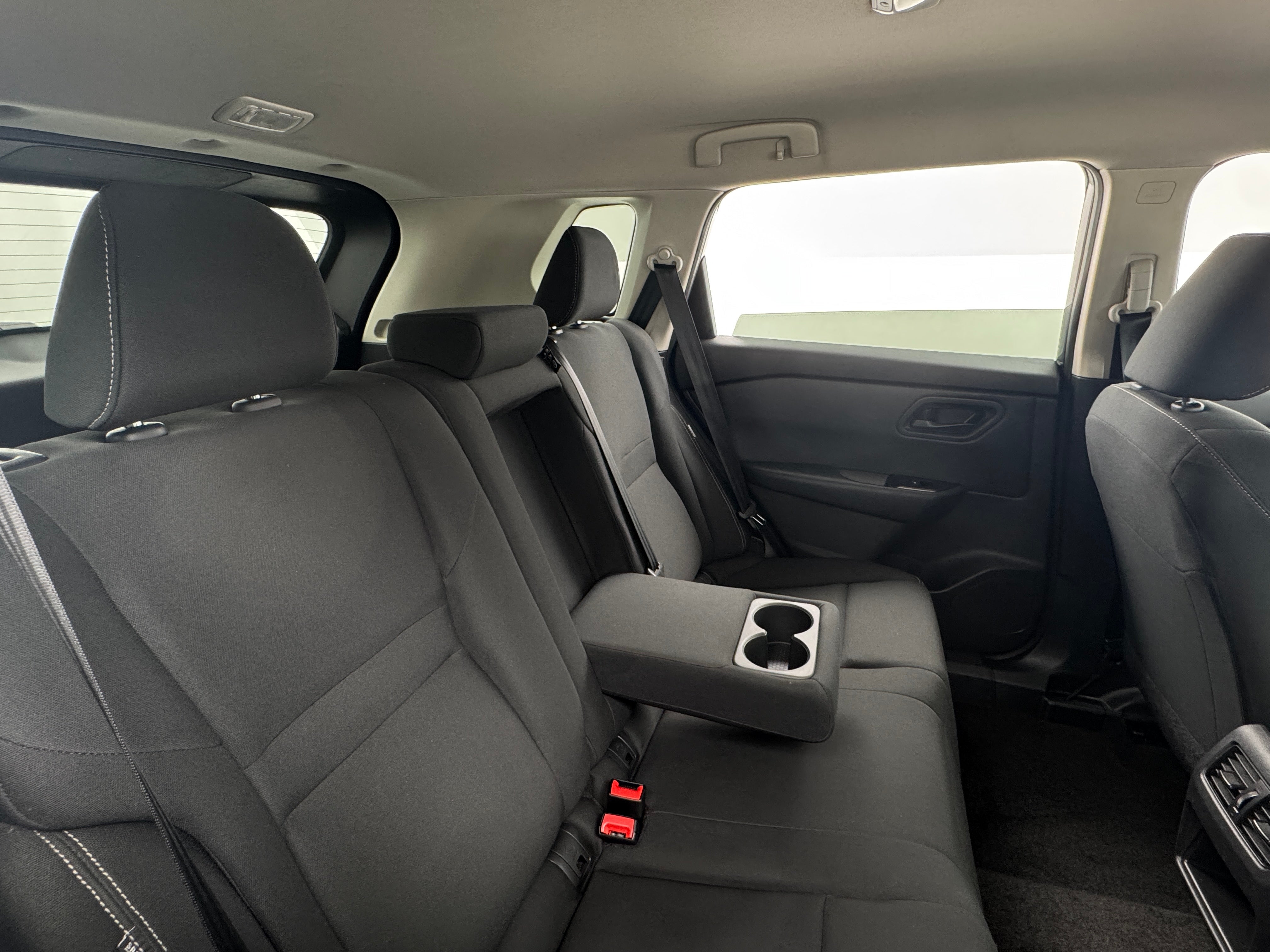 2024 Nissan Rogue S 6