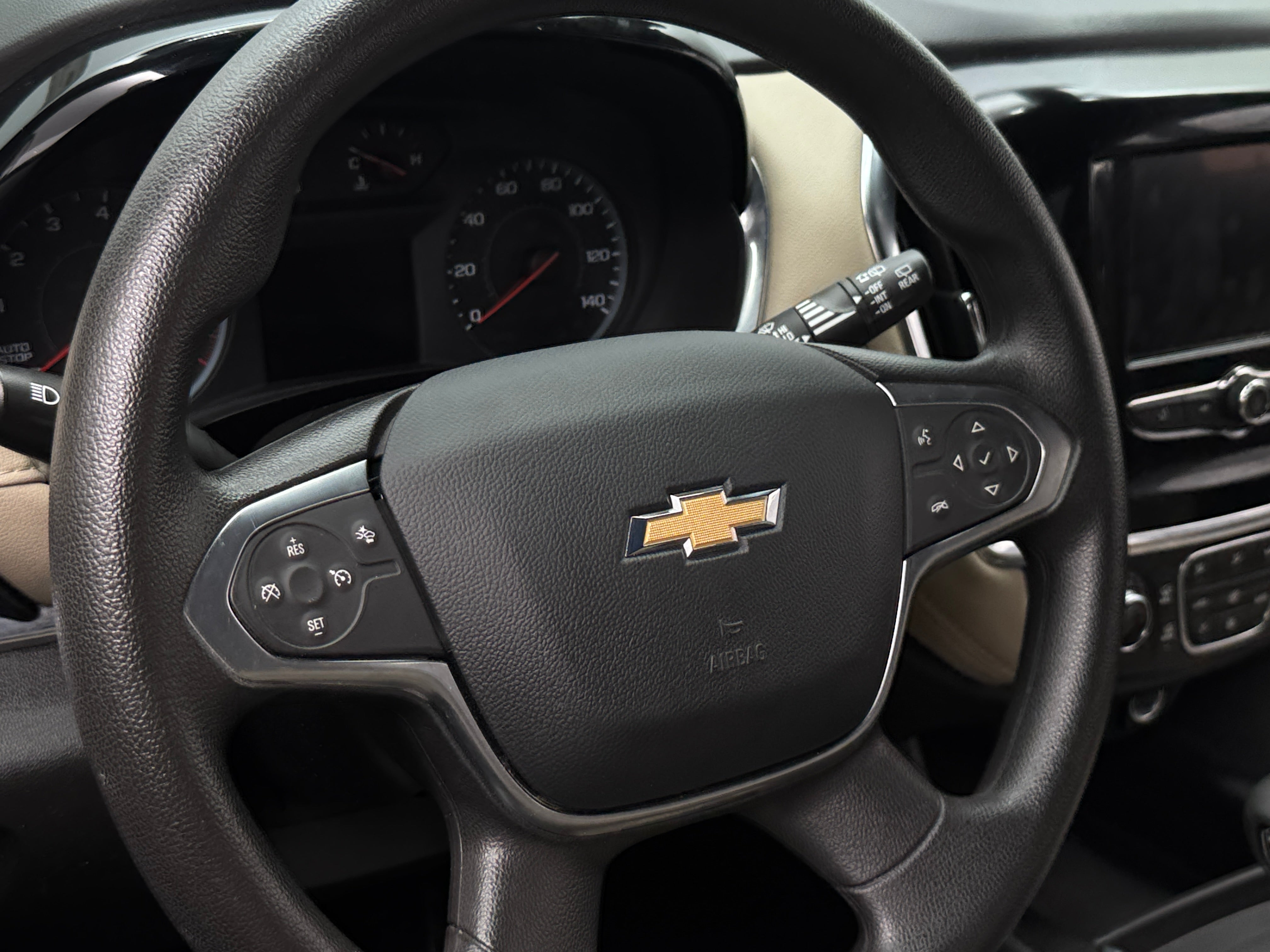 2023 Chevrolet Traverse LS 5