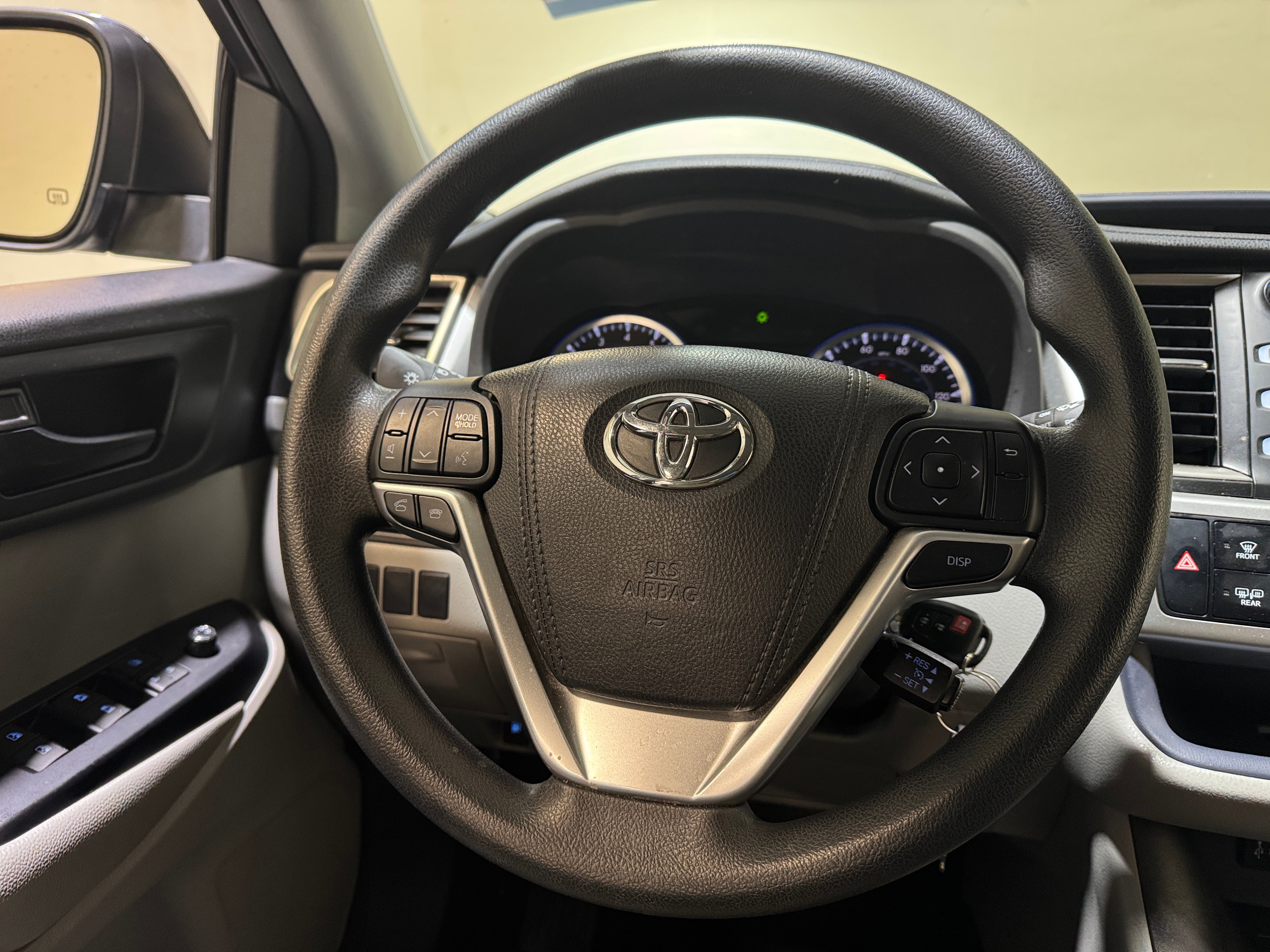 2016 Toyota Highlander LE 5