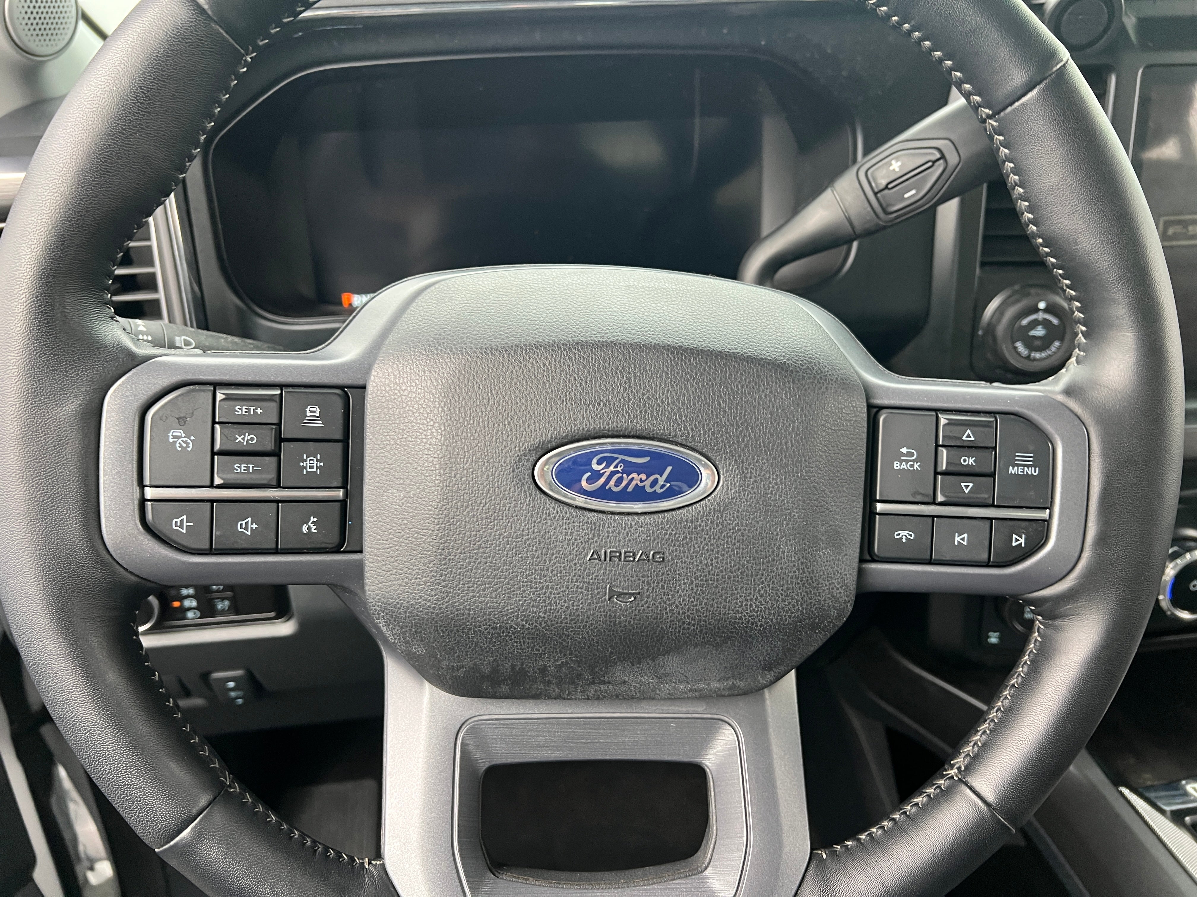 2023 Ford Econoline E-250 4