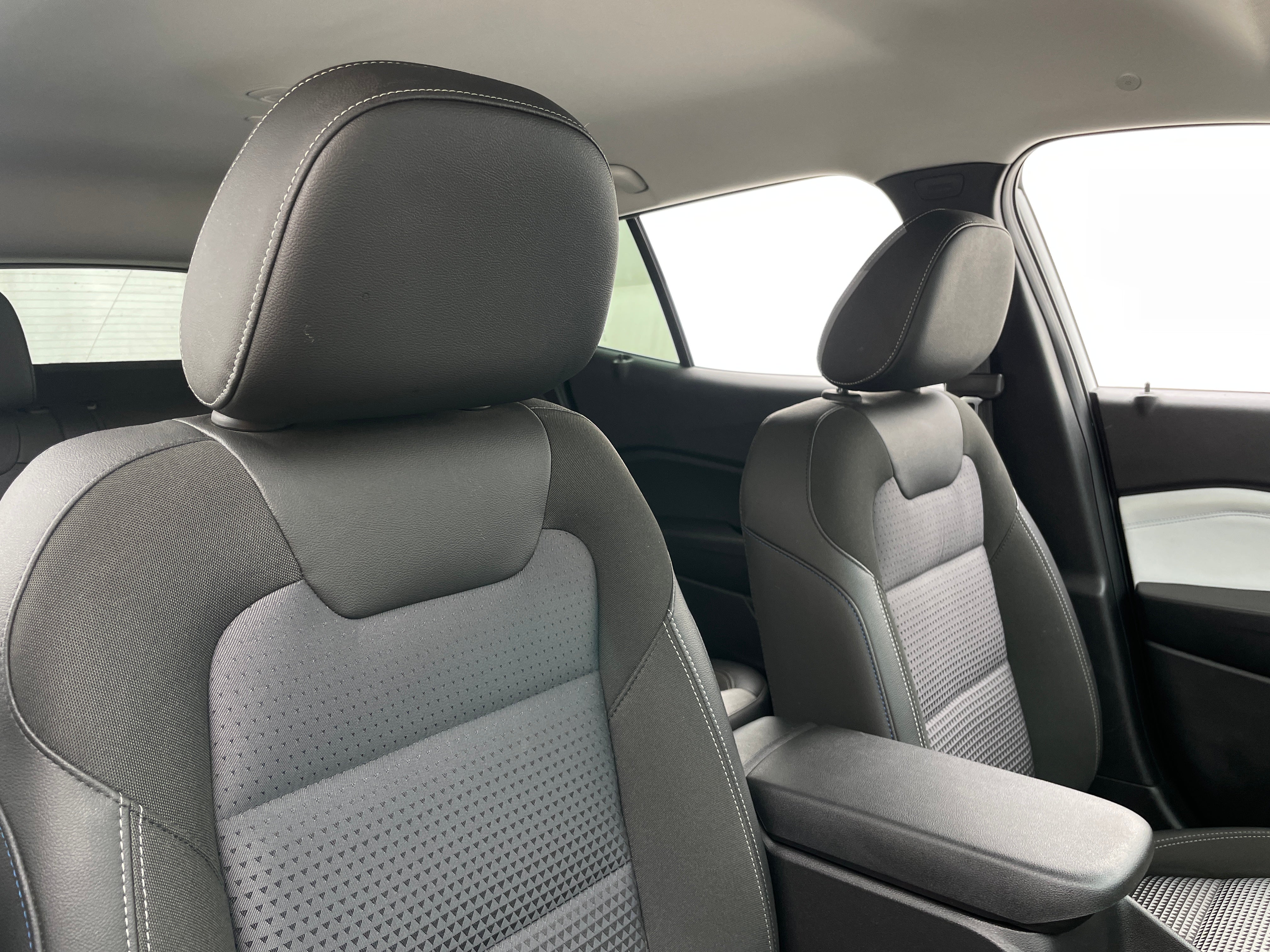 2025 Chevrolet Trax LT 2