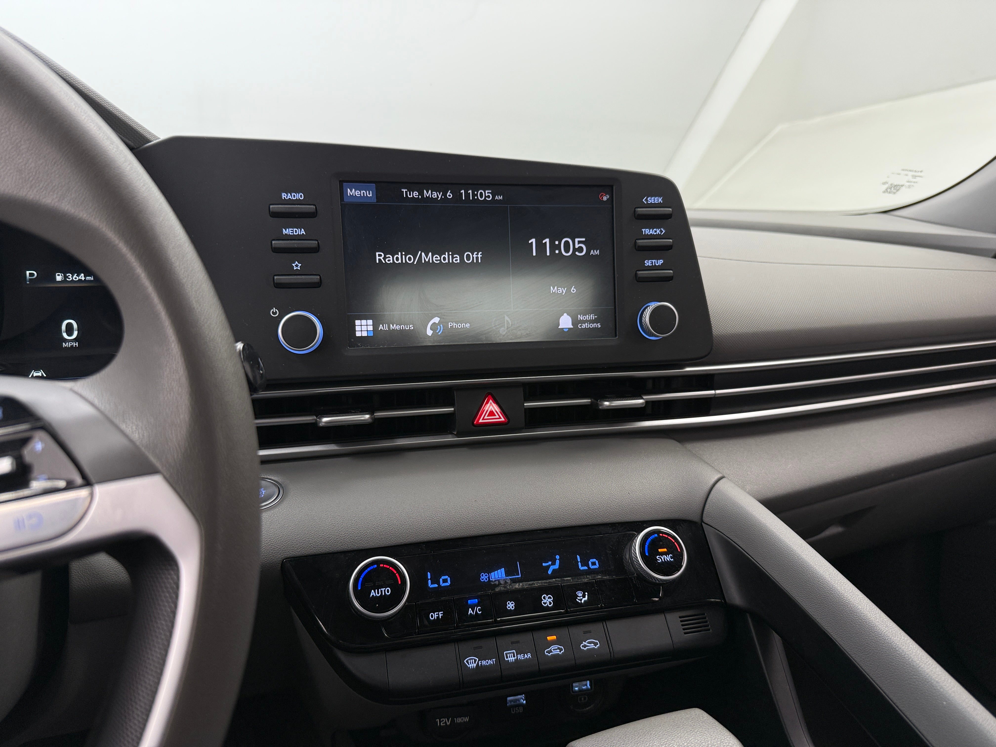 2023 Hyundai Elantra SEL 4