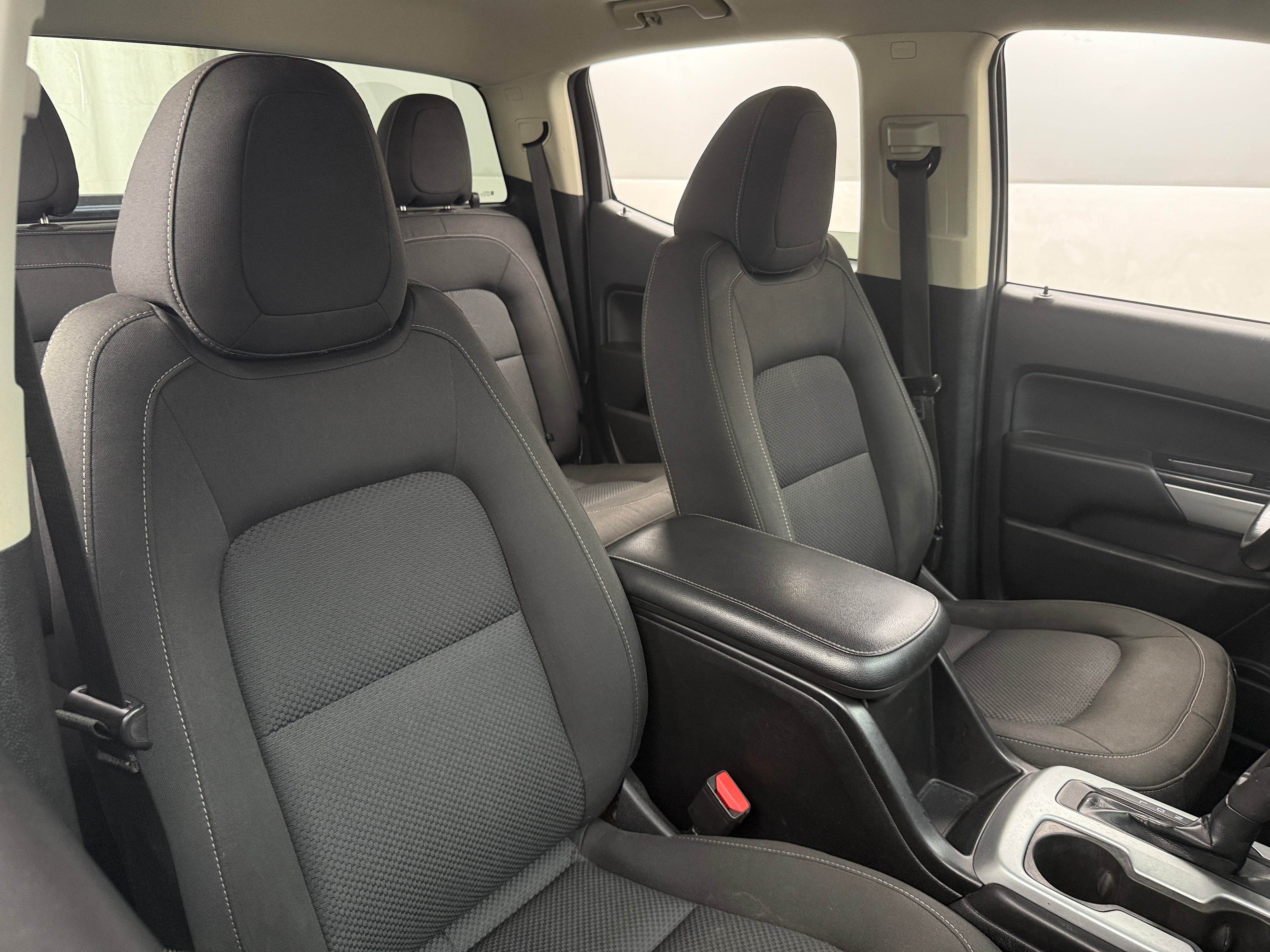 2019 Chevrolet Colorado LT 2