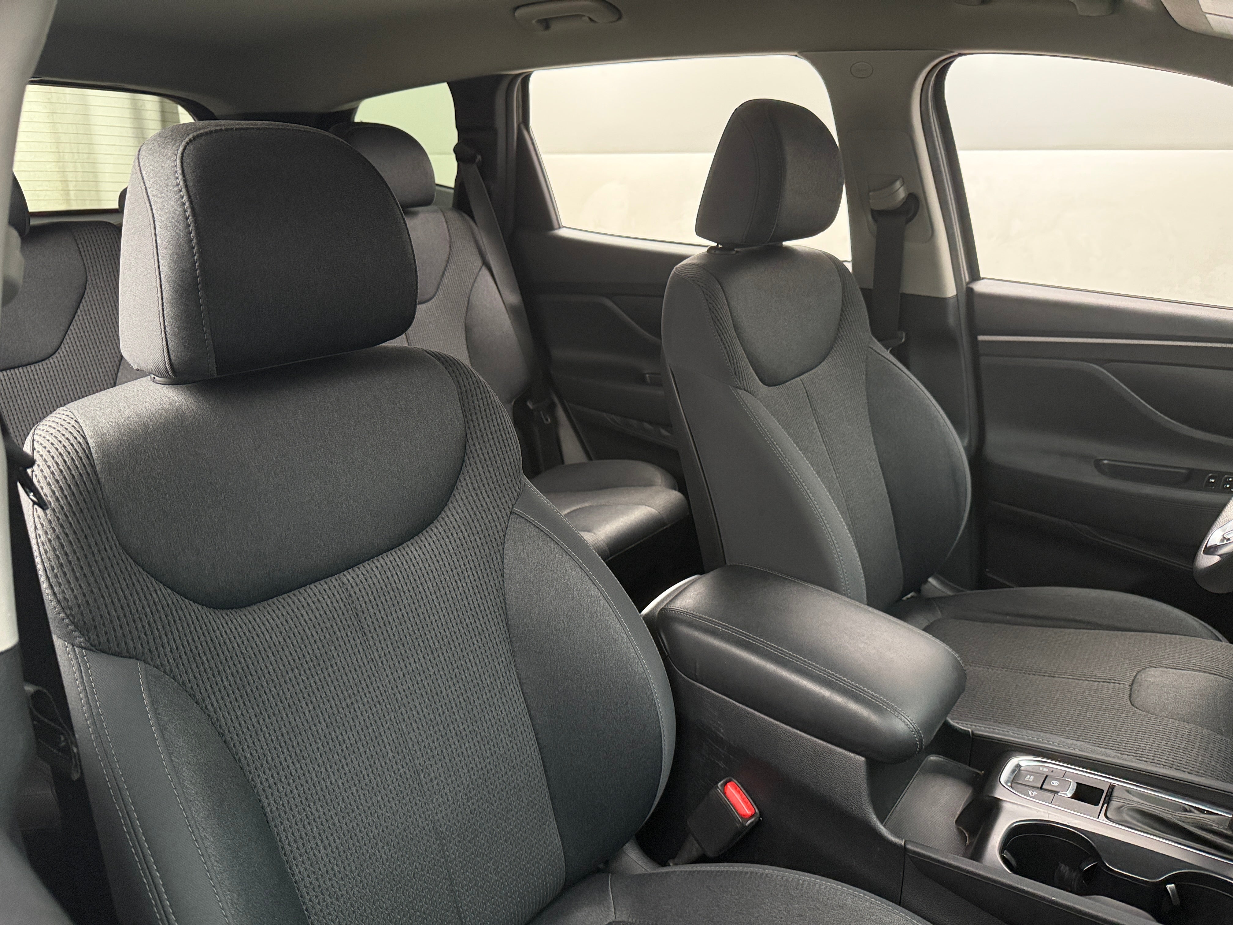 2020 Hyundai Santa Fe SE 2