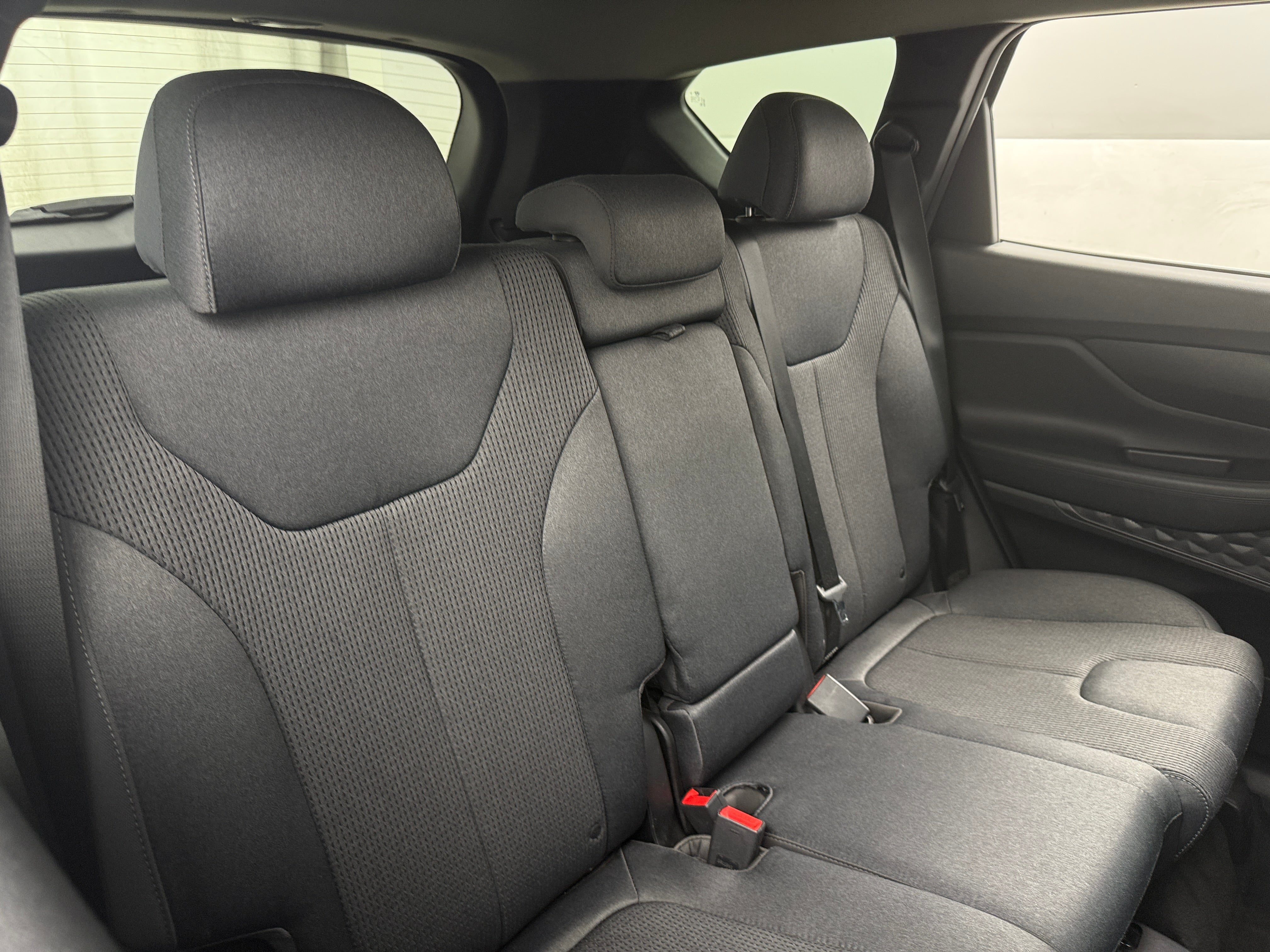 2020 Hyundai Santa Fe SE 6