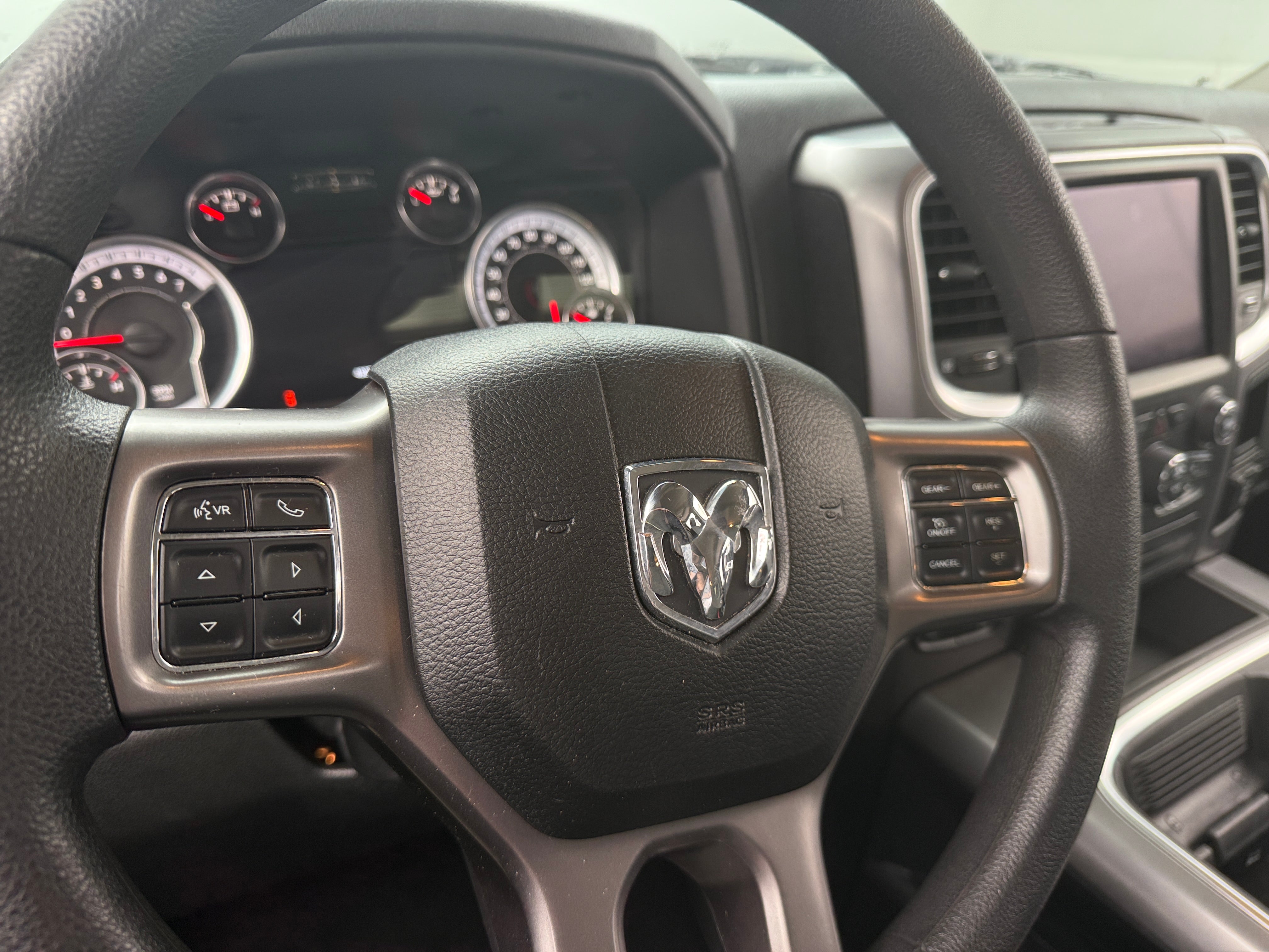 2023 RAM 1500 Classic SLT 5