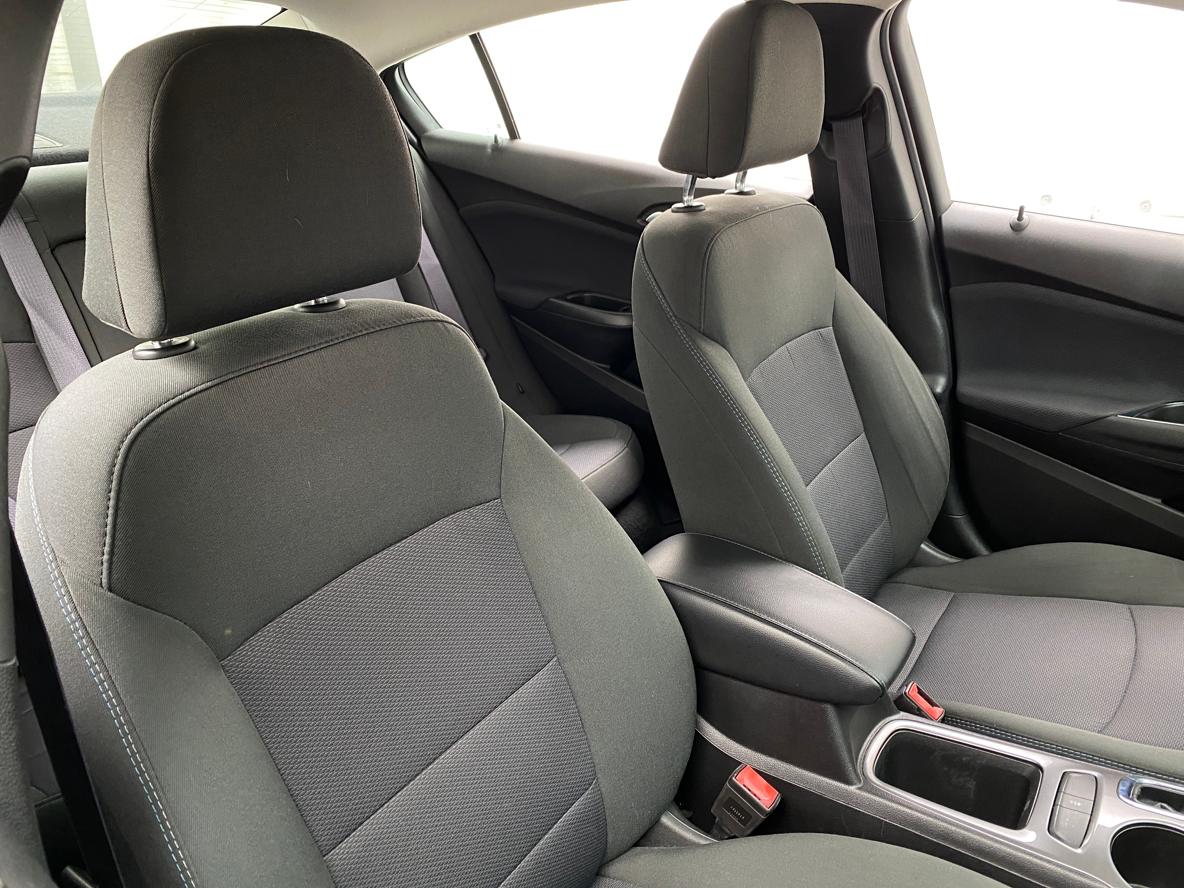 2017 Chevrolet Cruze LT 2