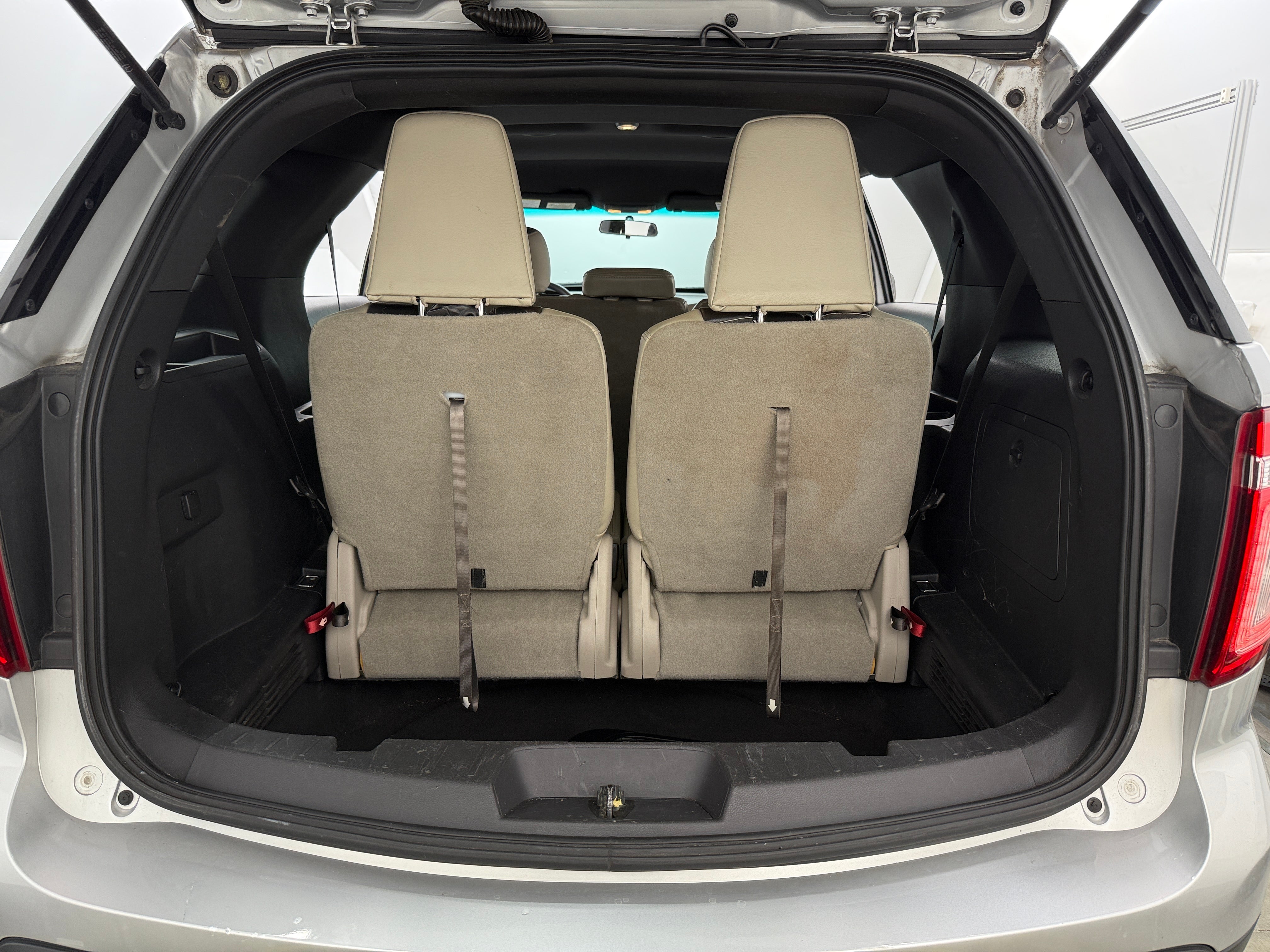 2012 Ford Explorer Base 7