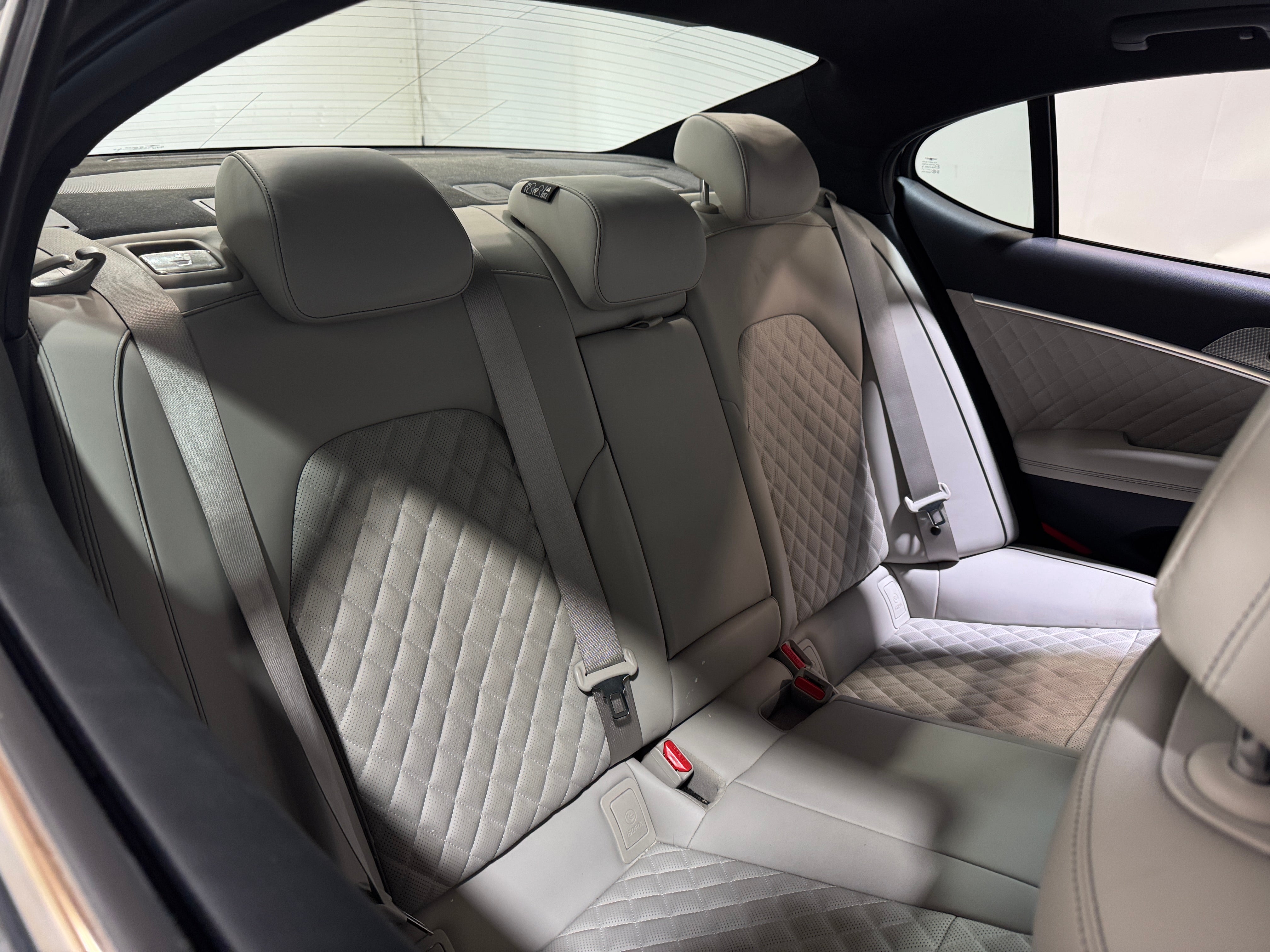 2022 Genesis G70 3.3T 5