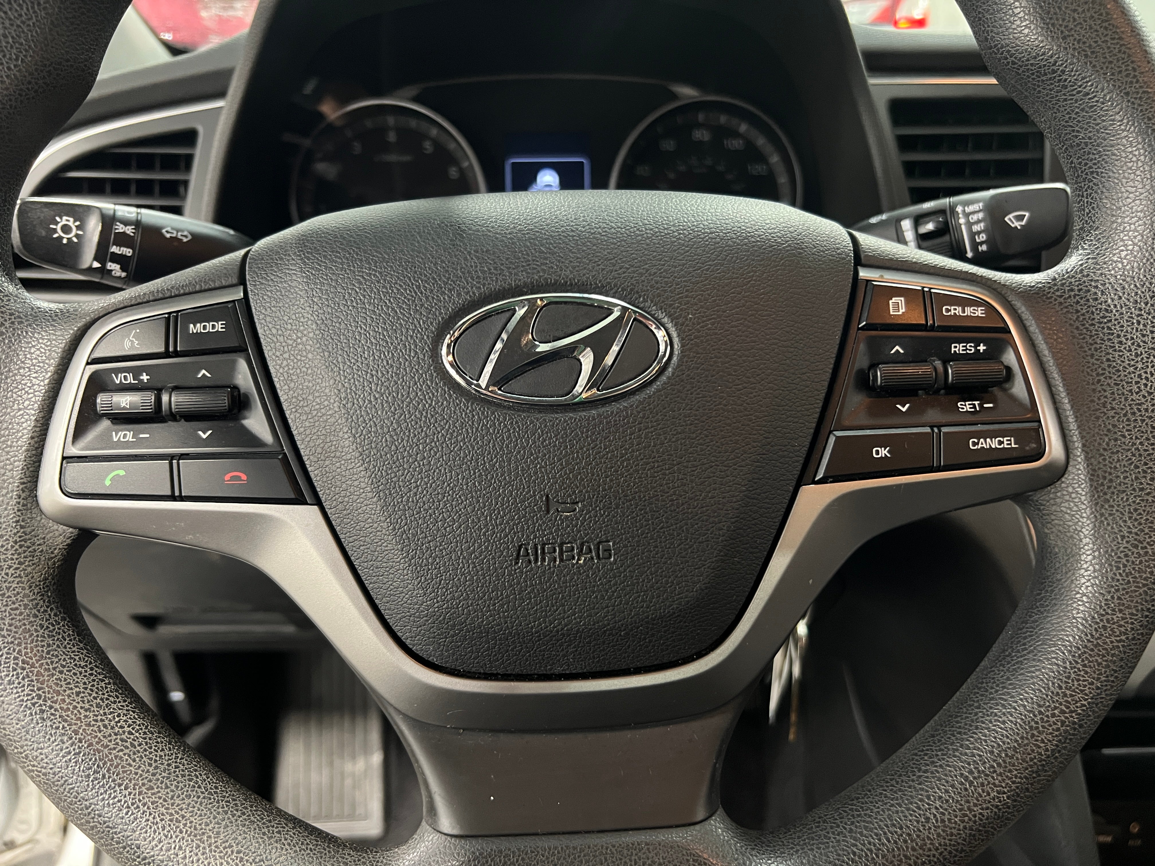 2018 Hyundai Elantra SEL 5