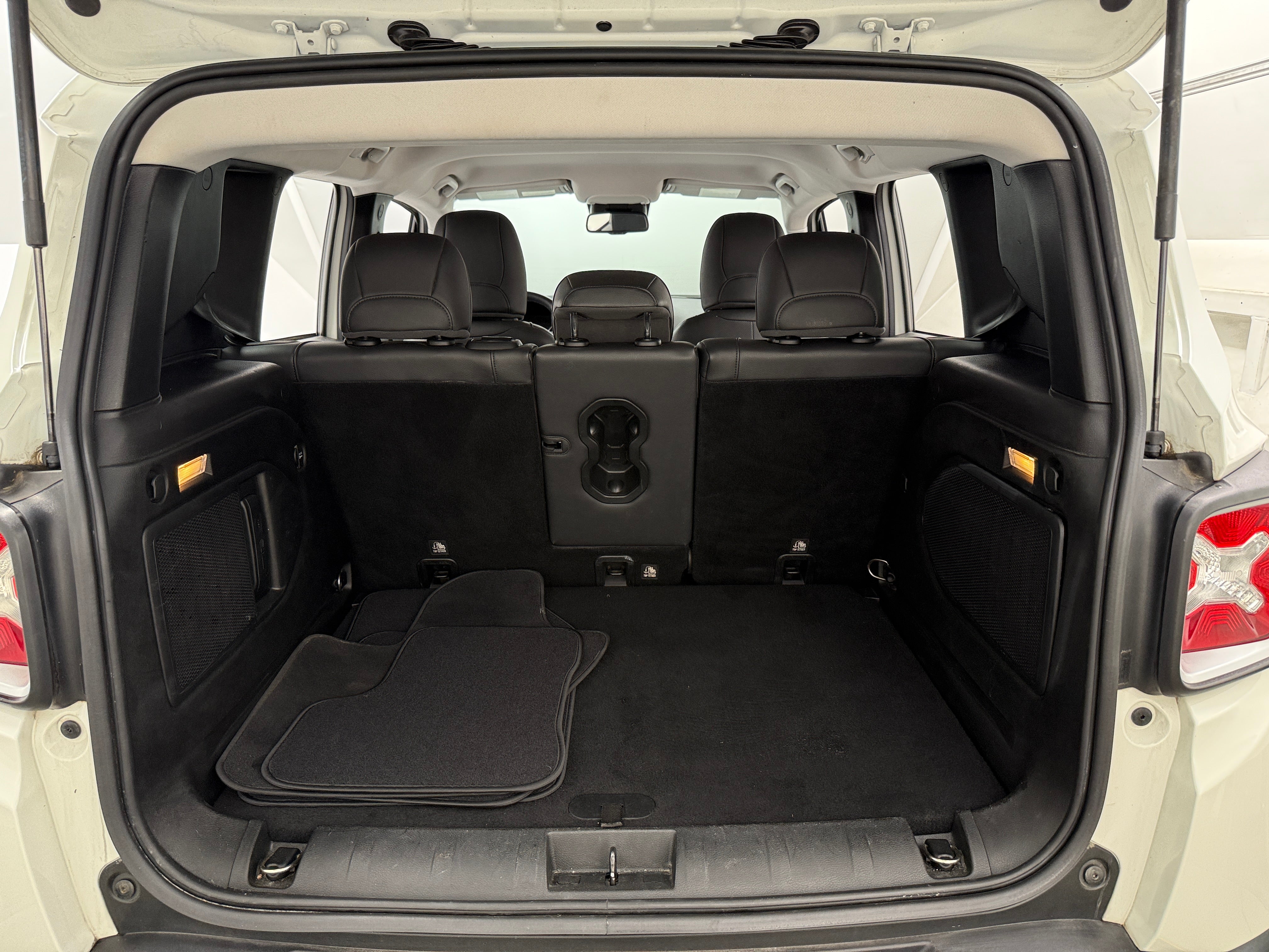 2015 Jeep Renegade Limited 6