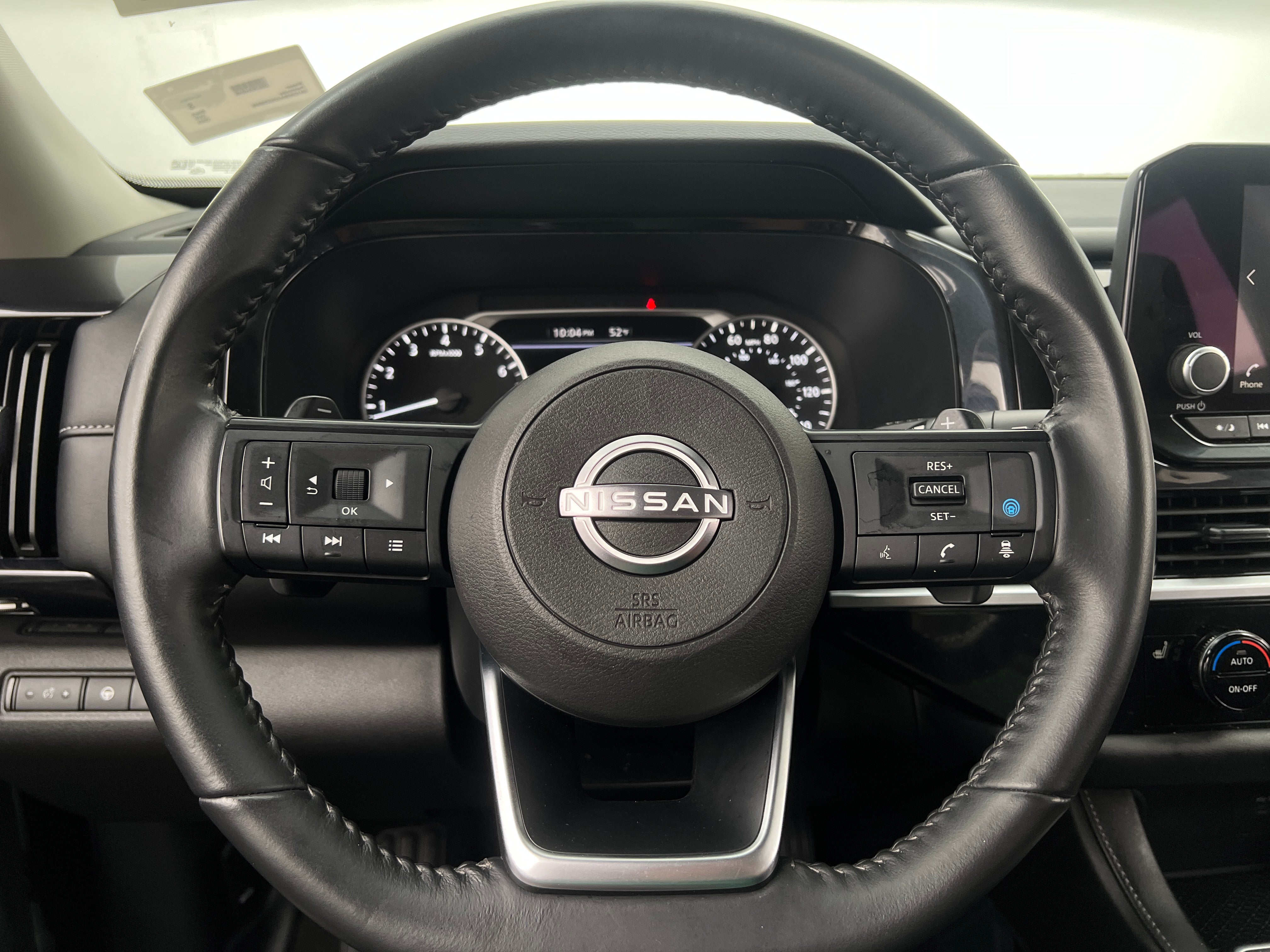 2024 Nissan Pathfinder SV 5