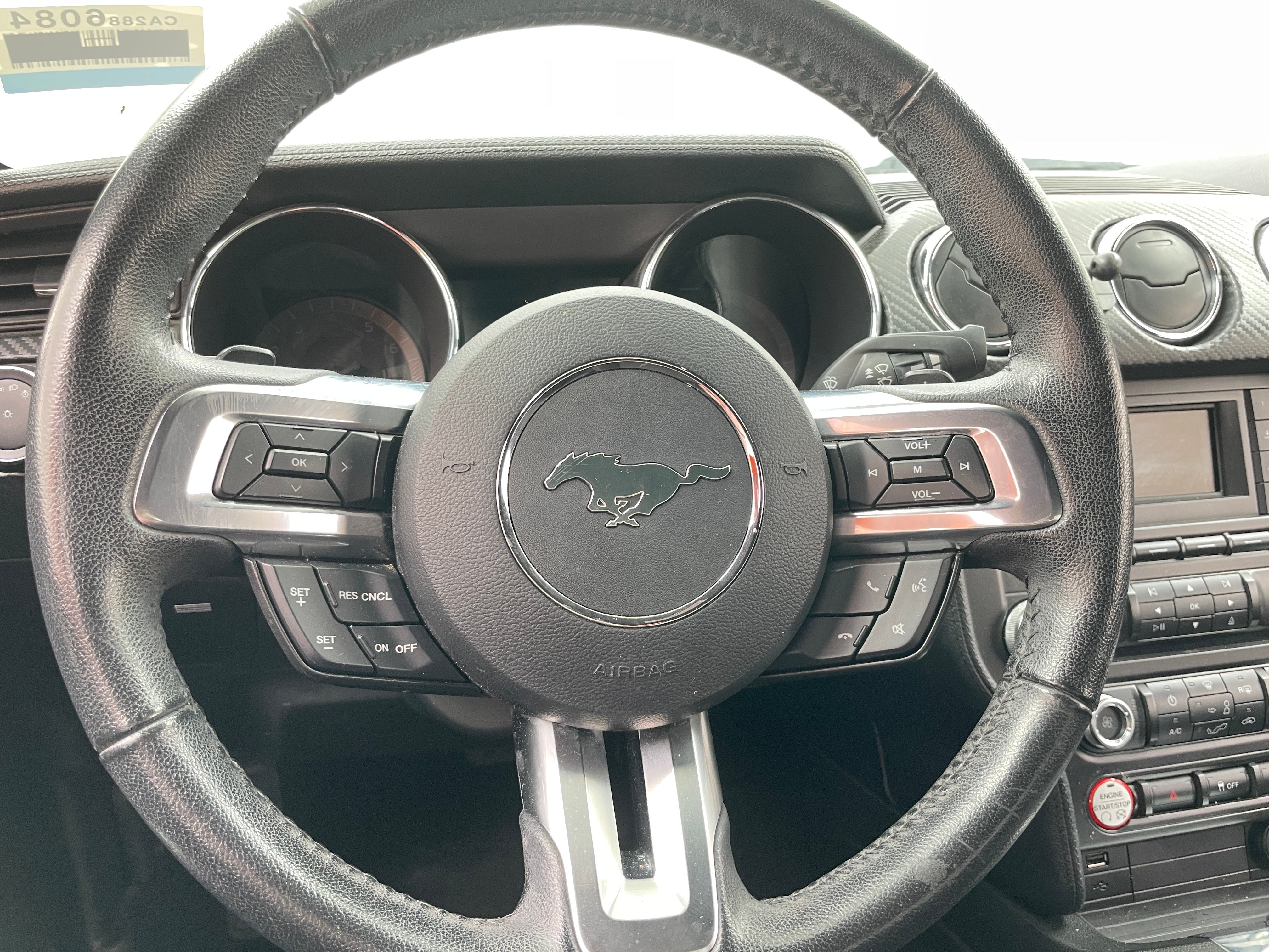 2015 Ford Mustang V6 4