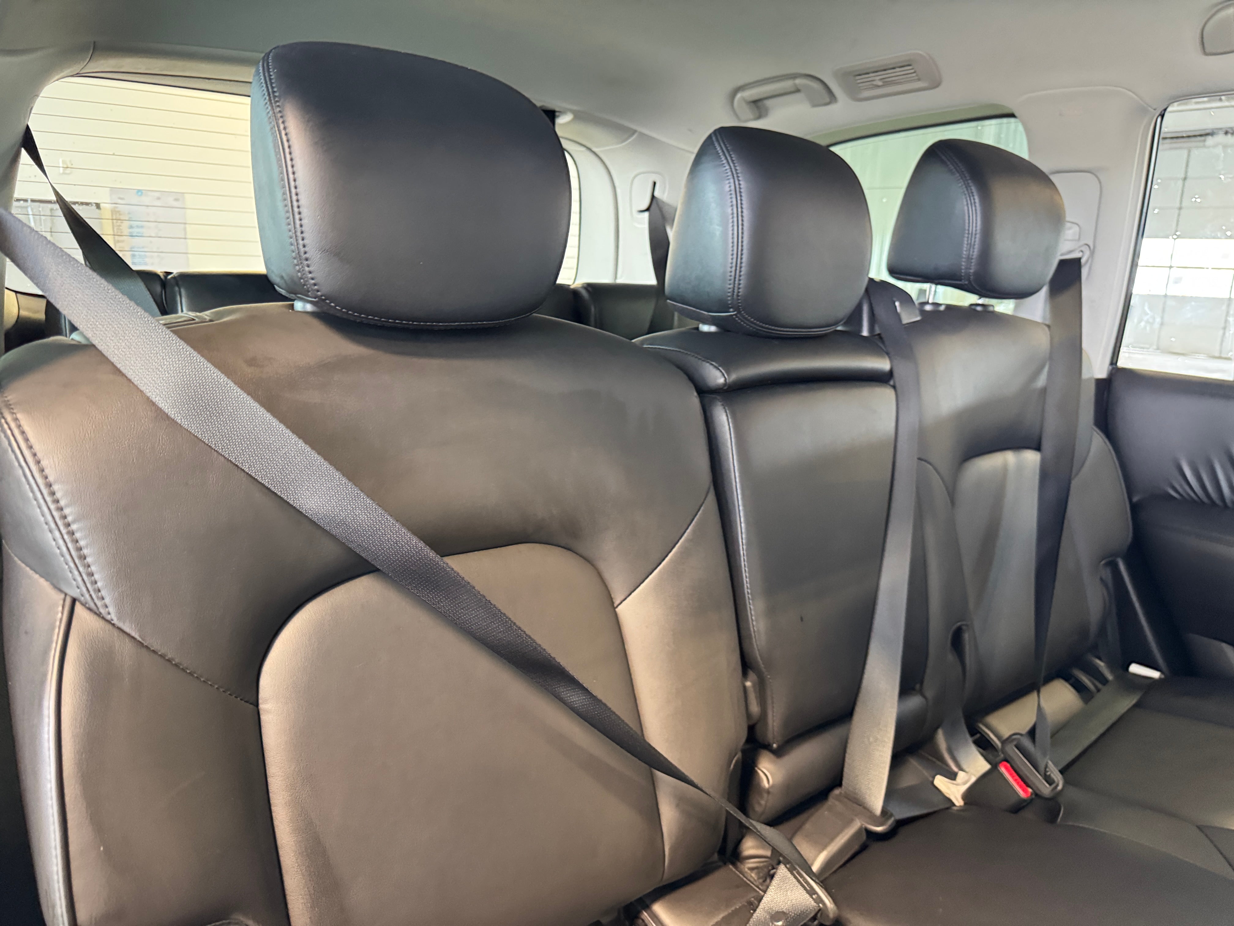 2023 Nissan Armada SV 5
