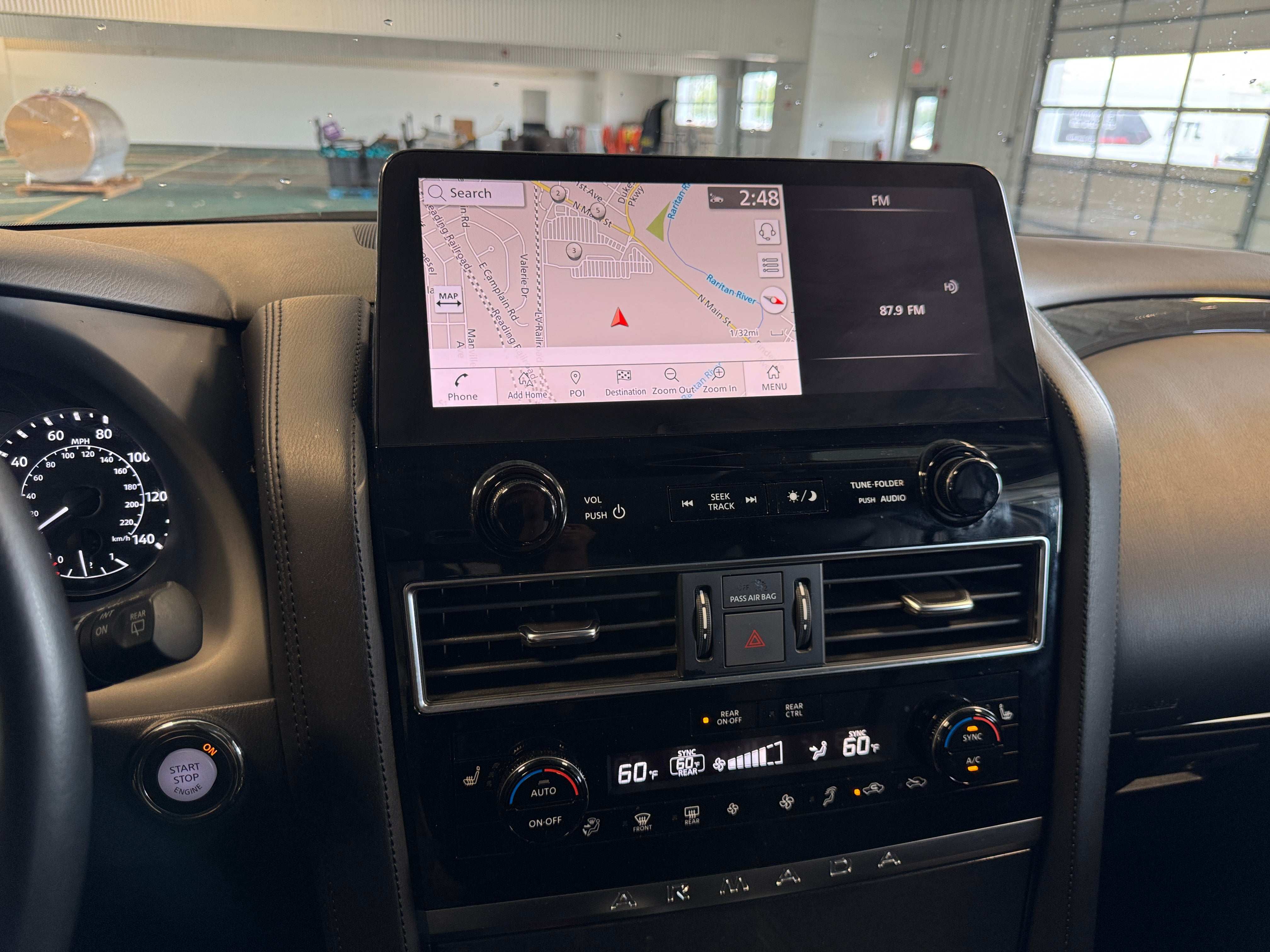 2023 Nissan Armada SV 3