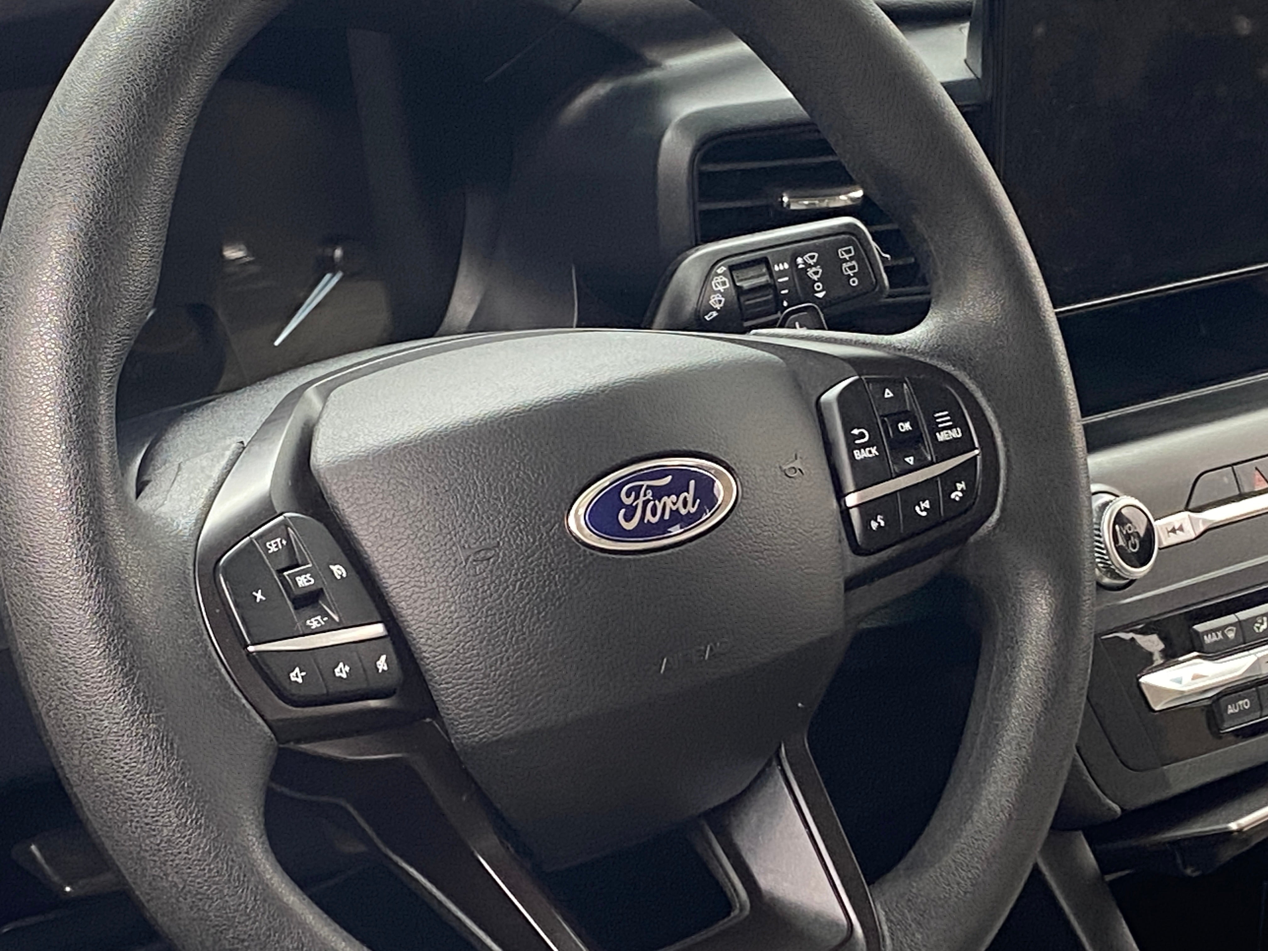 2020 Ford Explorer Base 5