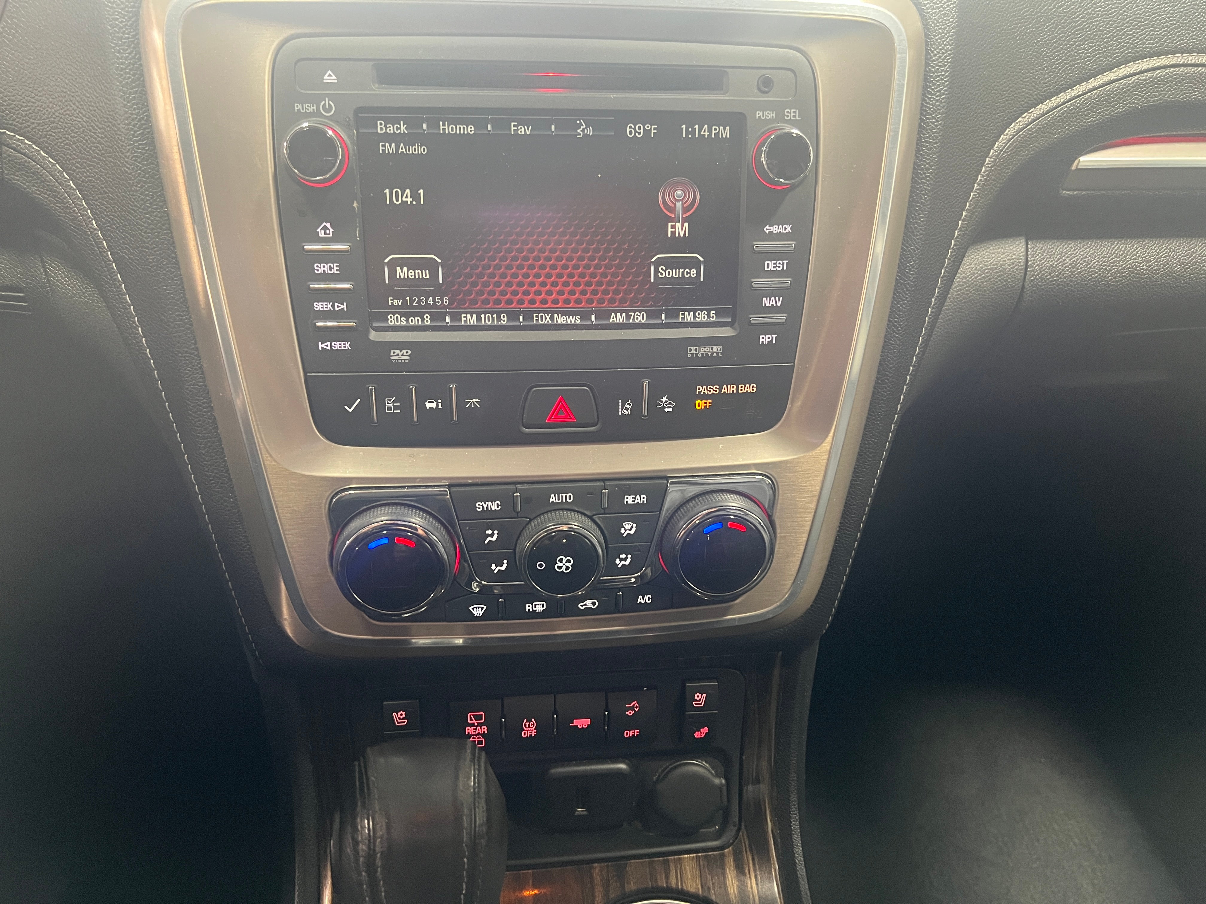 2016 GMC Acadia Denali 3