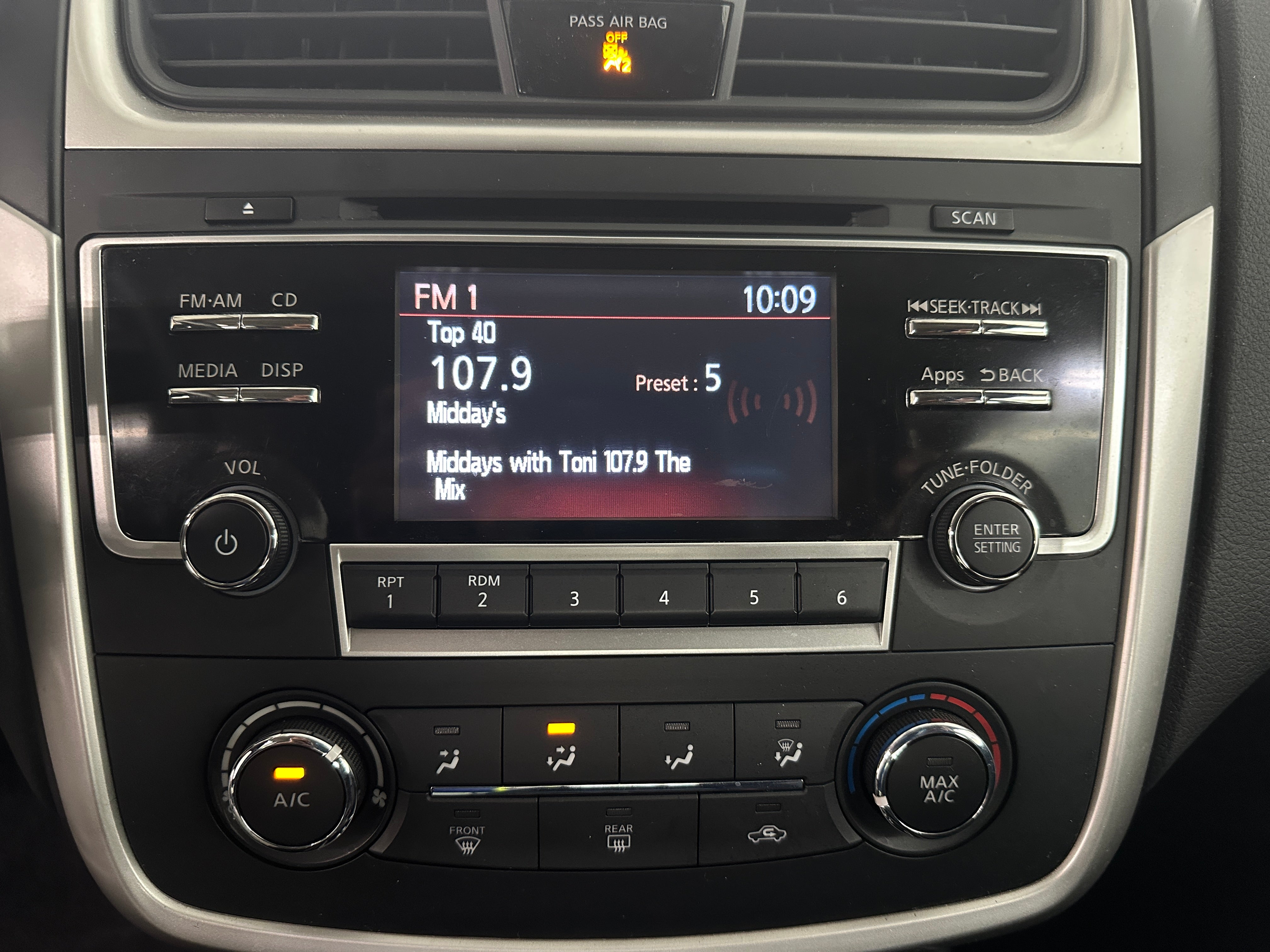 2016 Nissan Altima SR 4