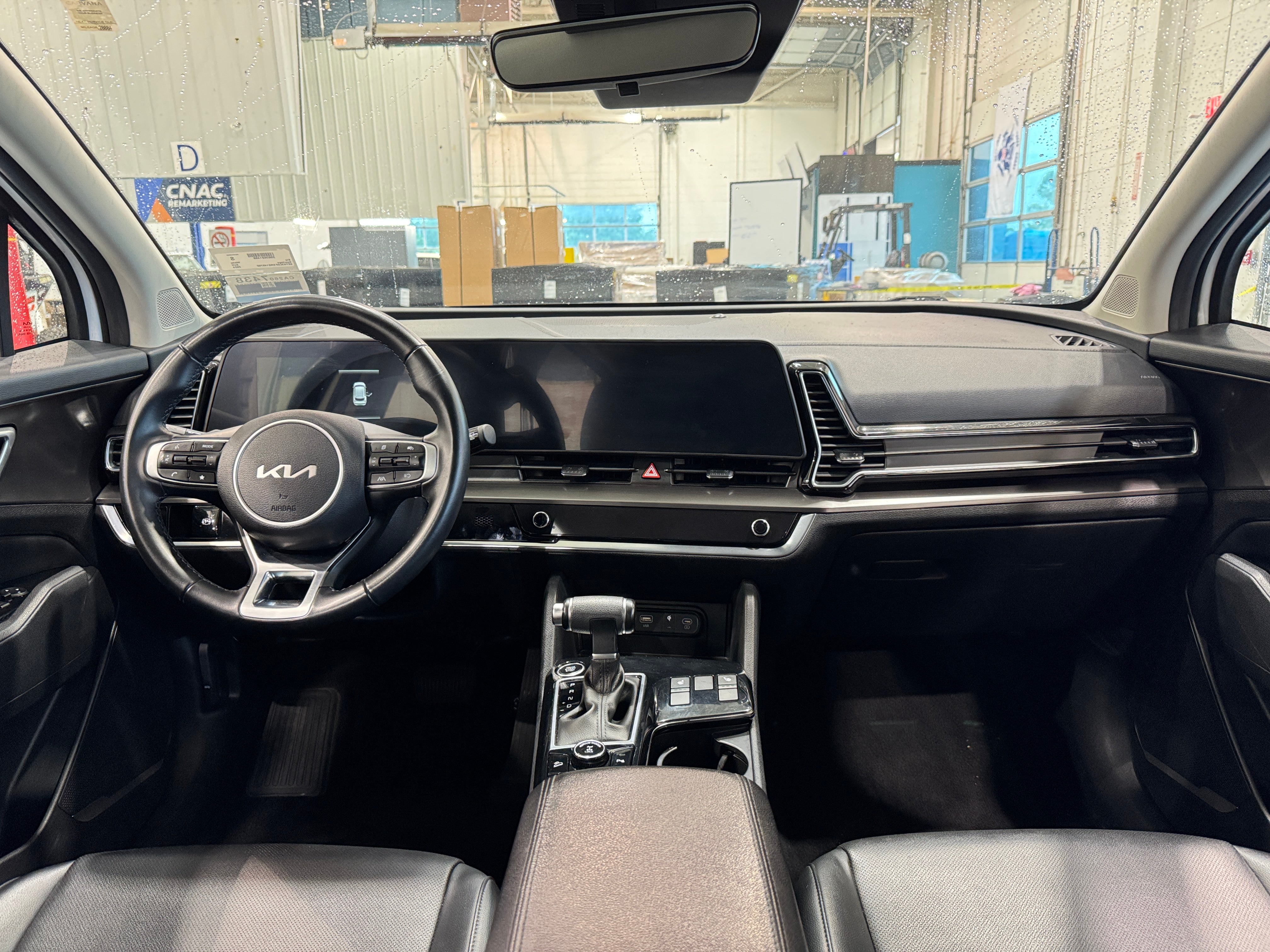 2024 Kia Sportage EX 2