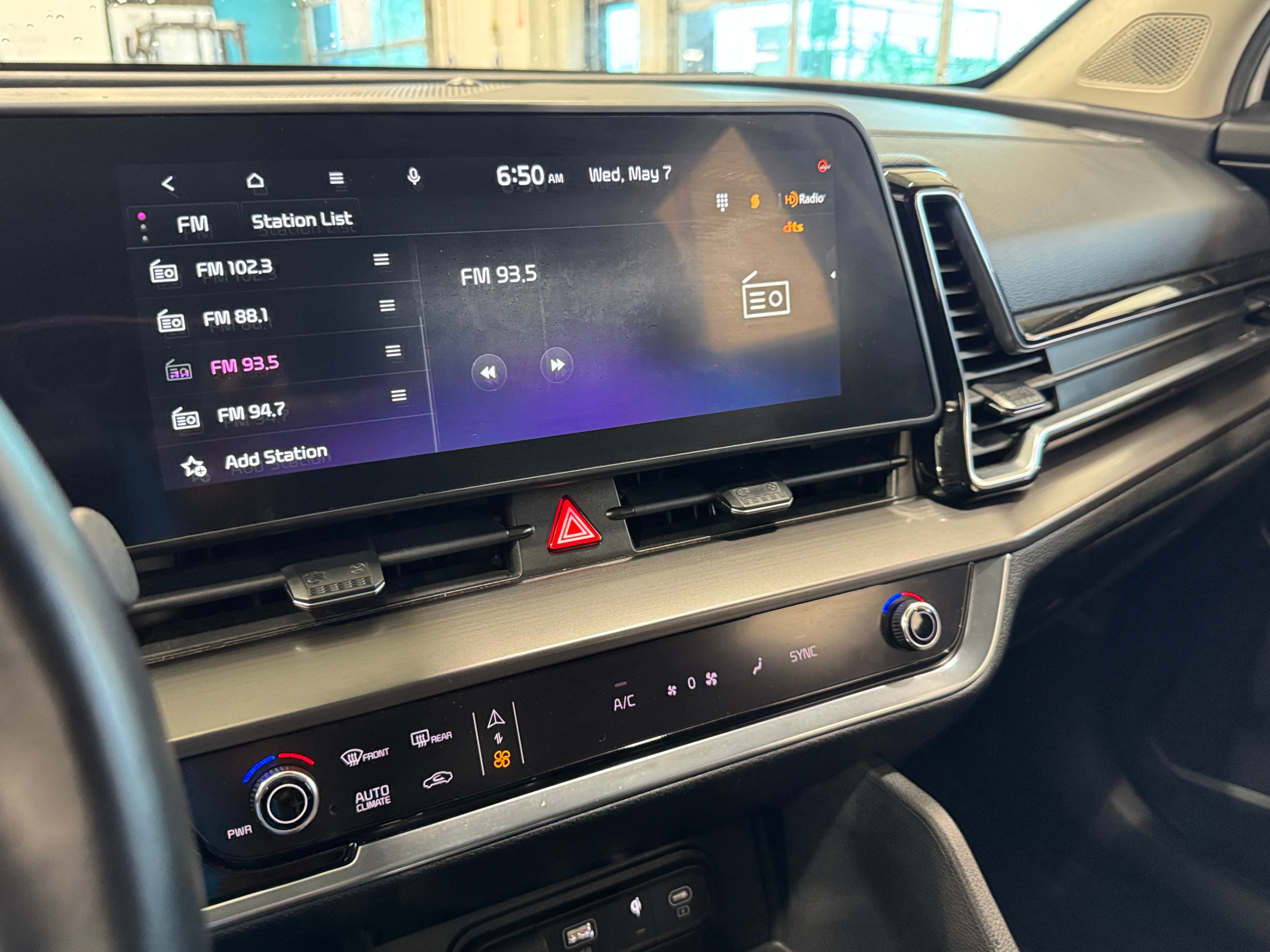 2024 Kia Sportage EX 3