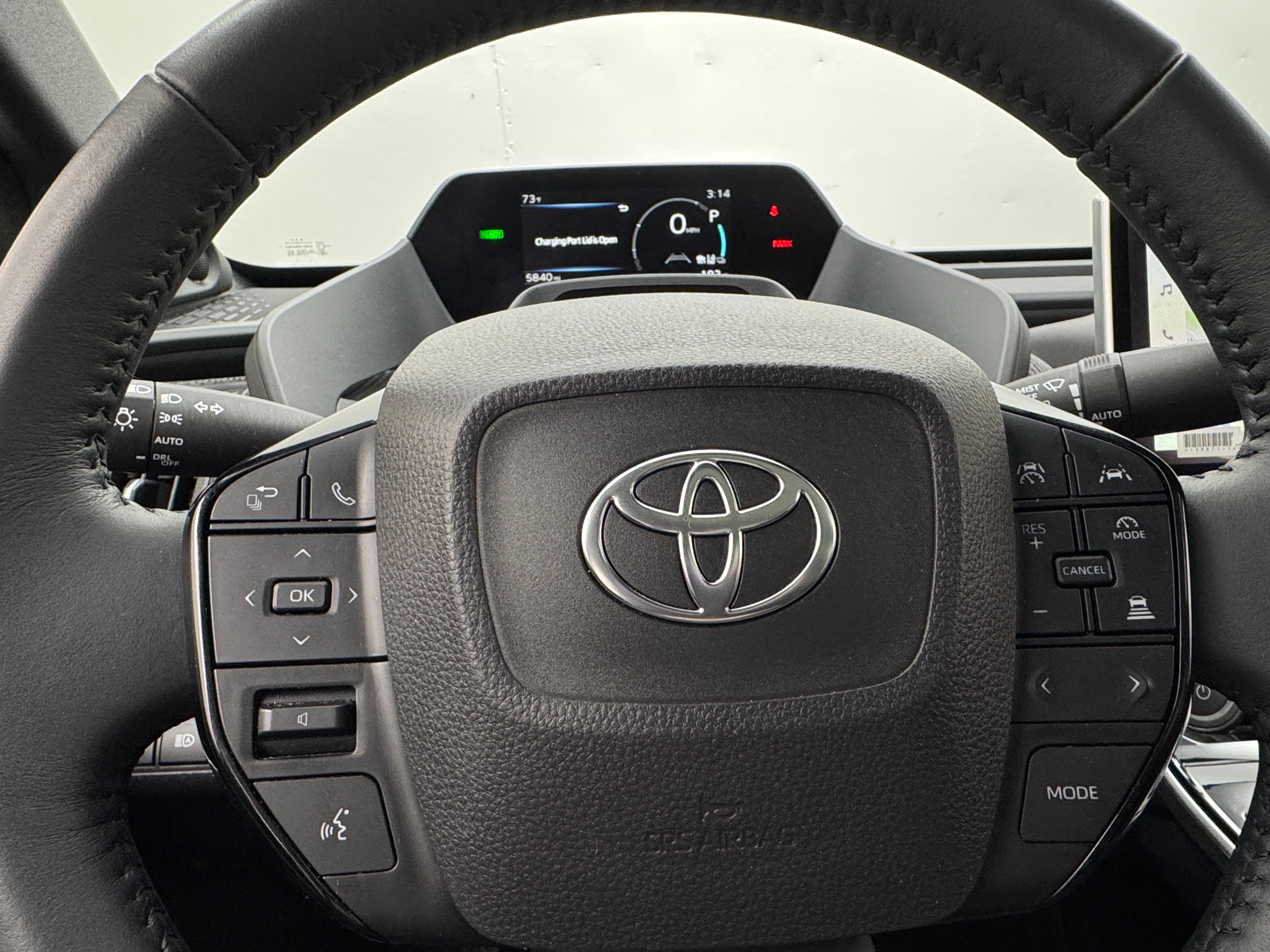 2024 Toyota bZ4X Limited 5