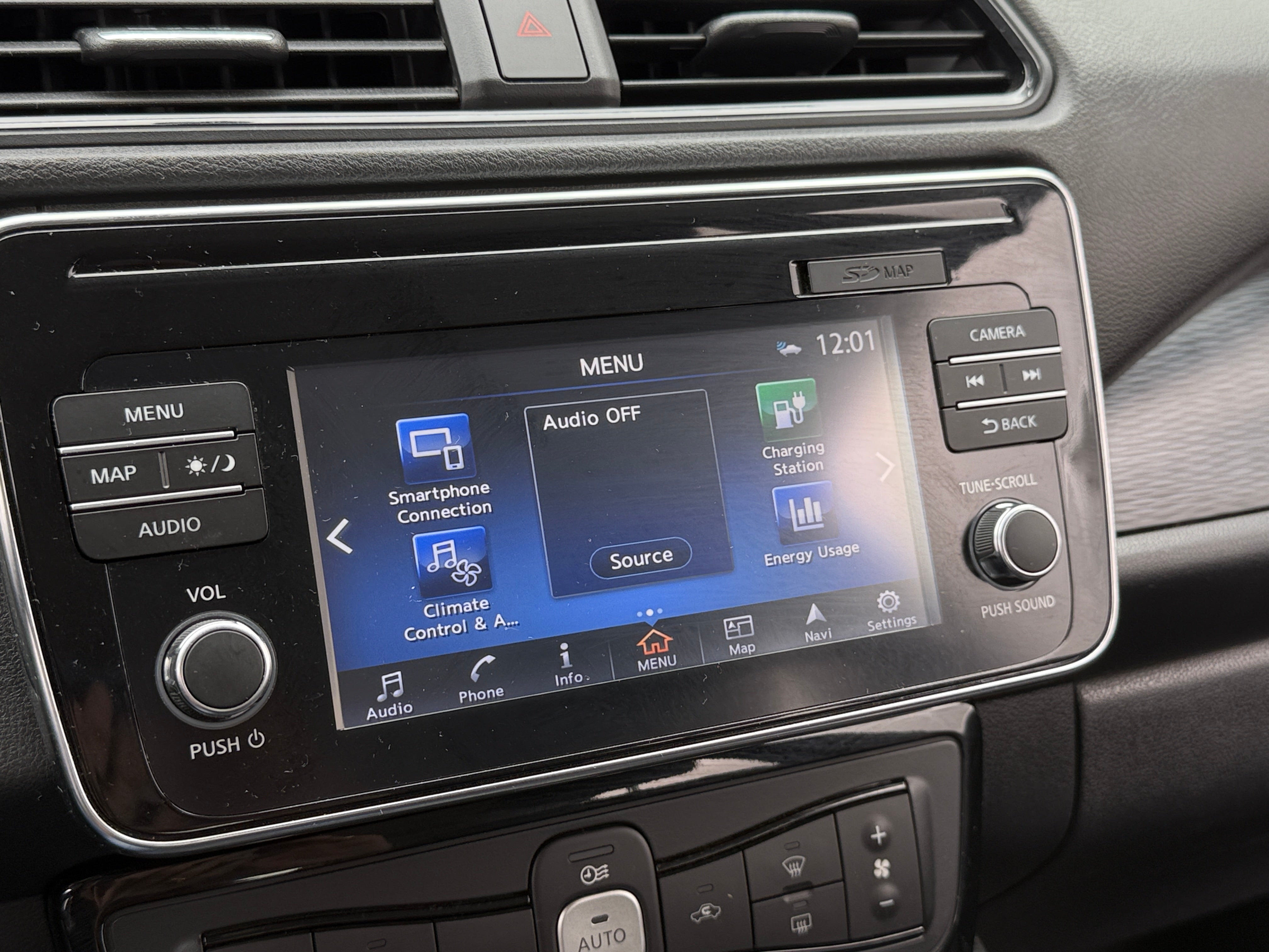 2018 Nissan Leaf SV 4