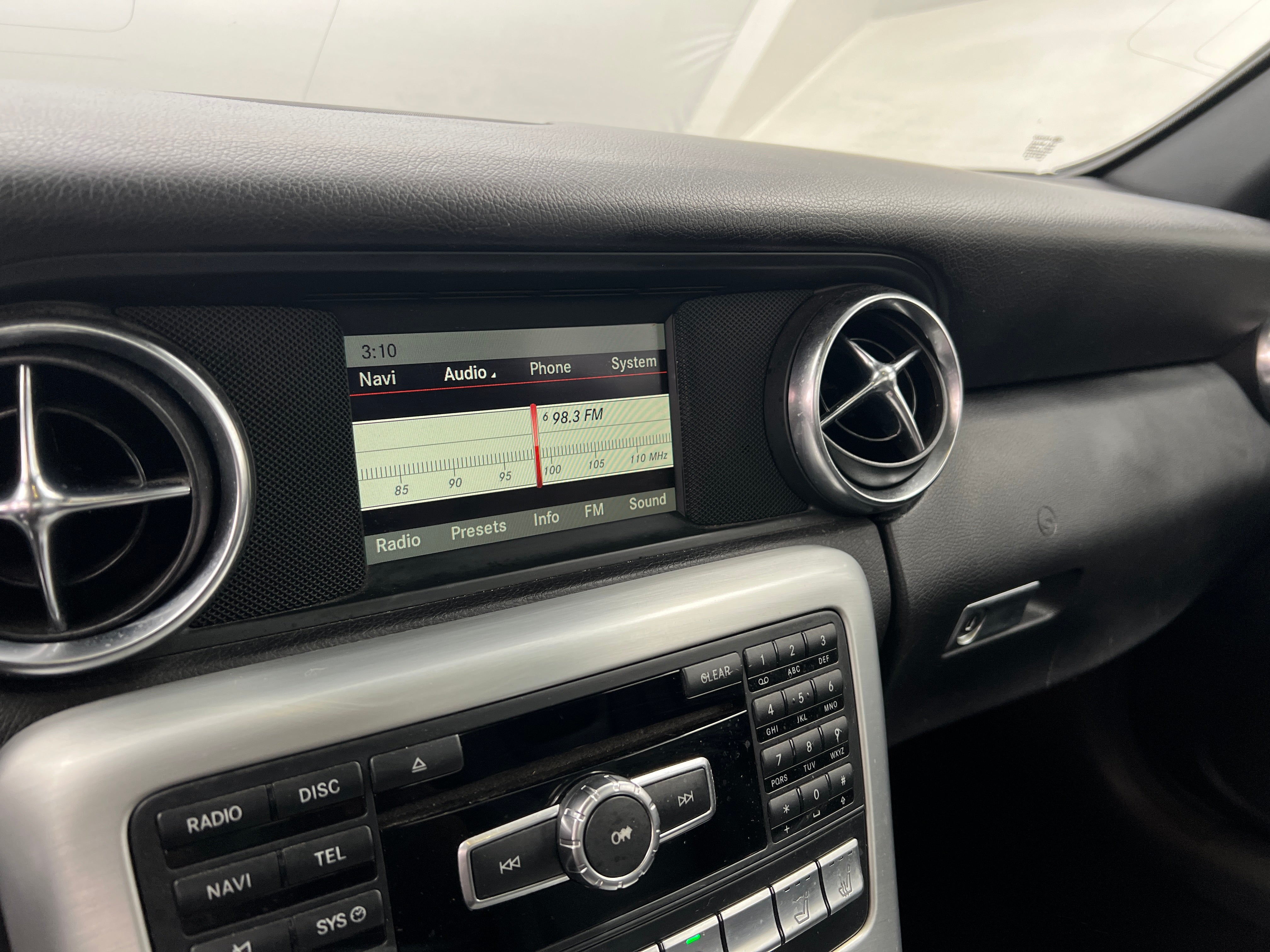 2016 Mercedes-Benz SLK 300 2