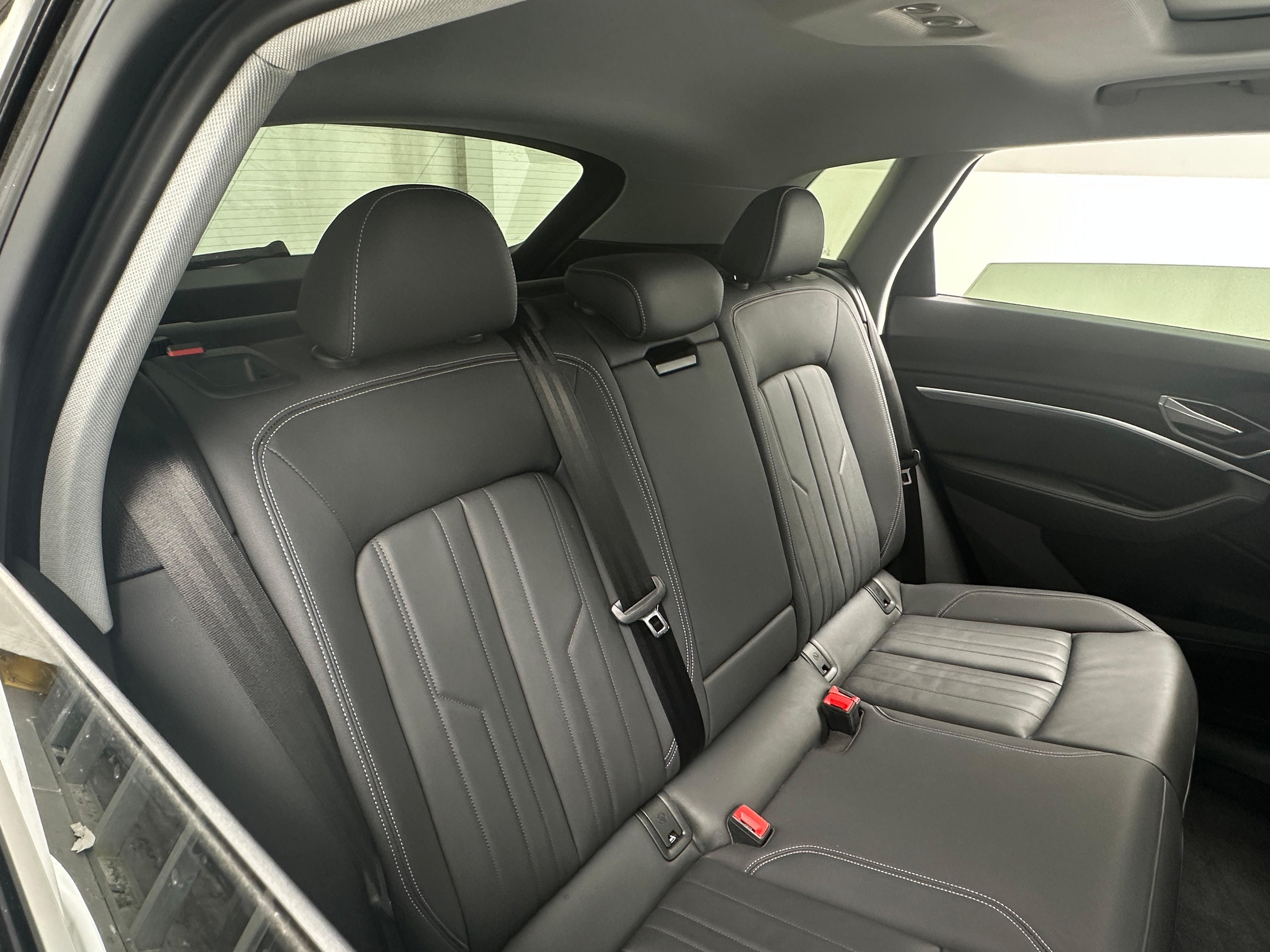 2021 Audi e-tron Premium 5