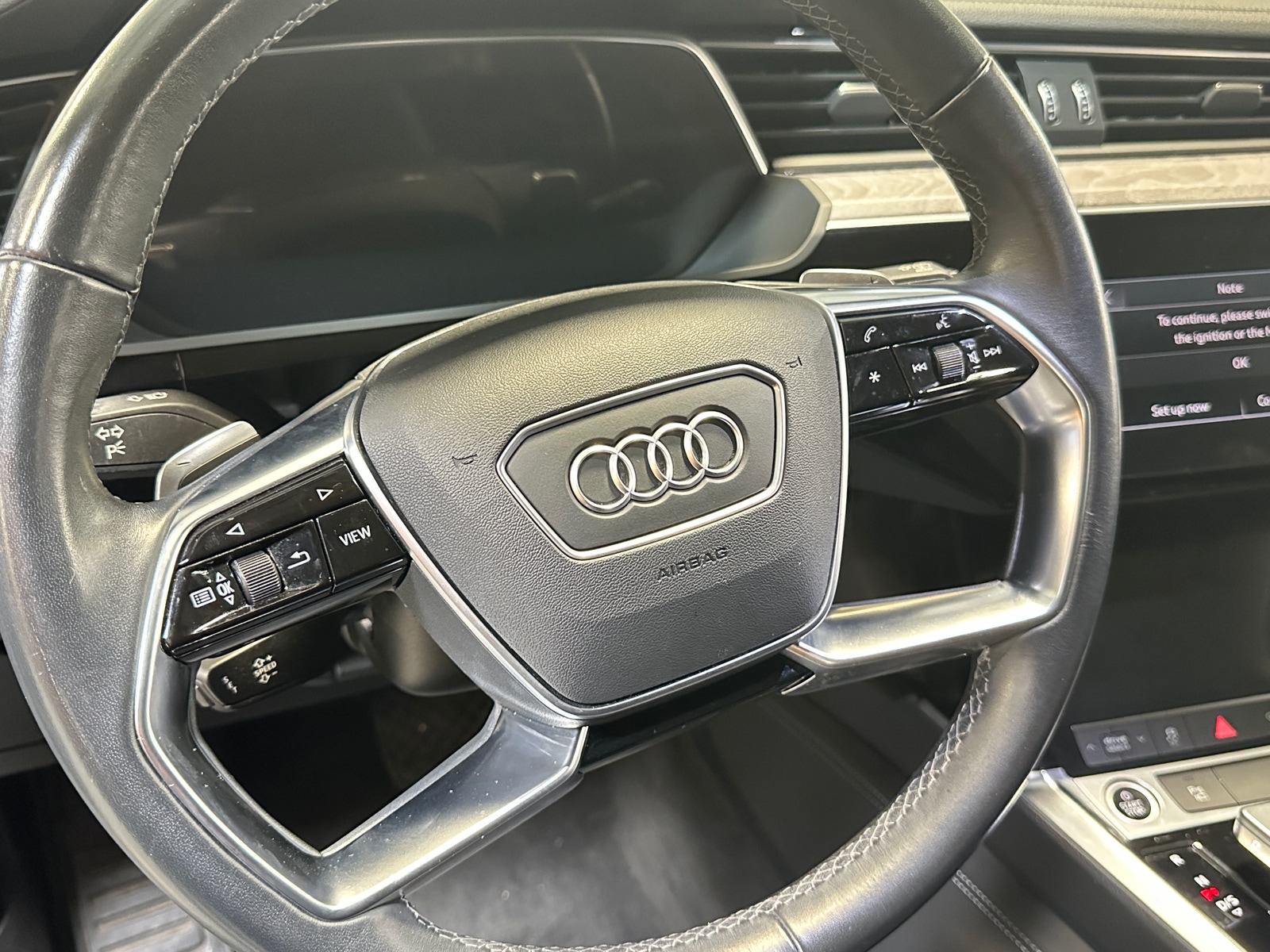 Thumbnail: 2021 Audi e-tron - 4