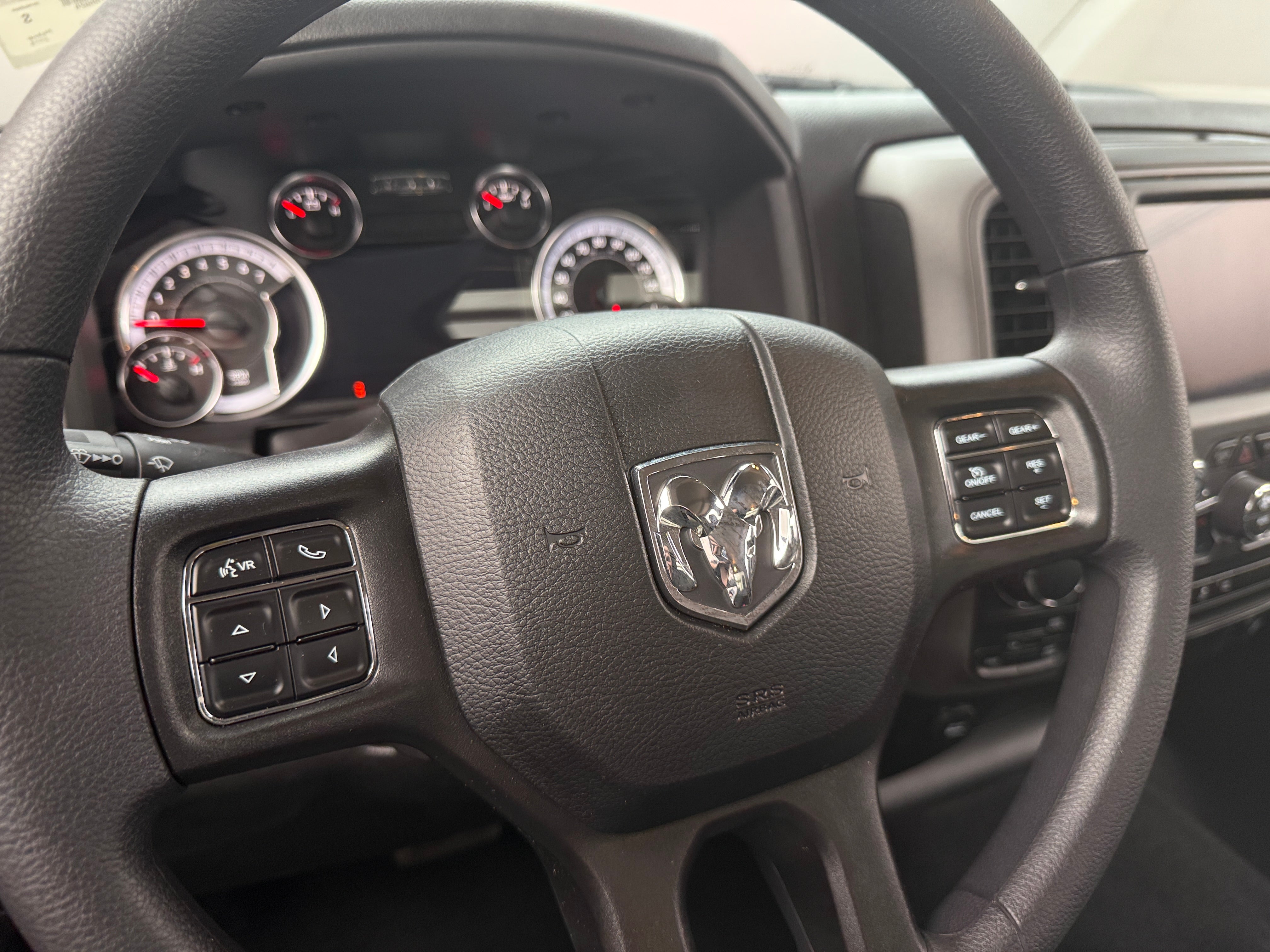 2024 RAM 1500 Classic Tradesman 4