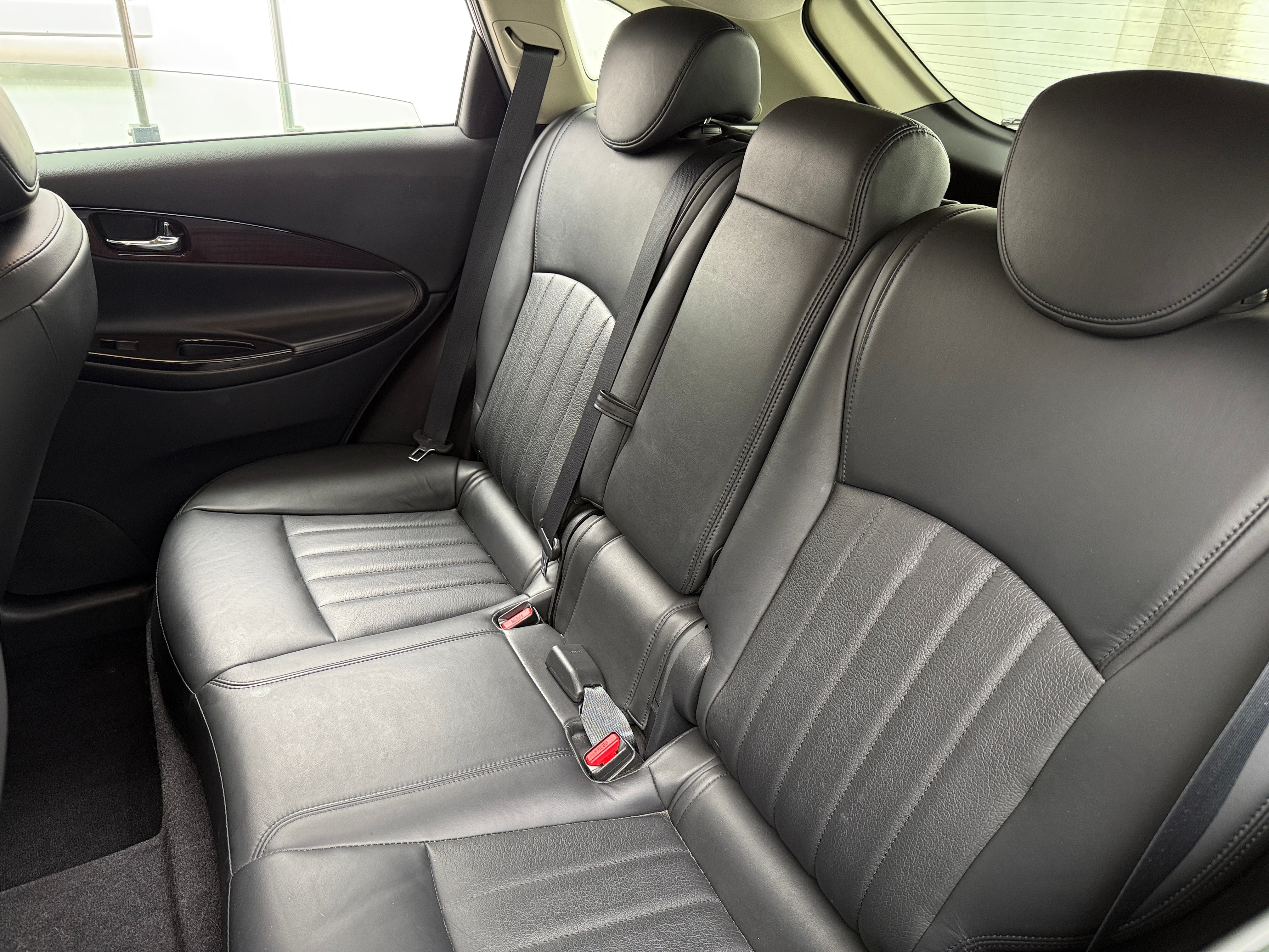 2016 INFINITI QX50 Base 5