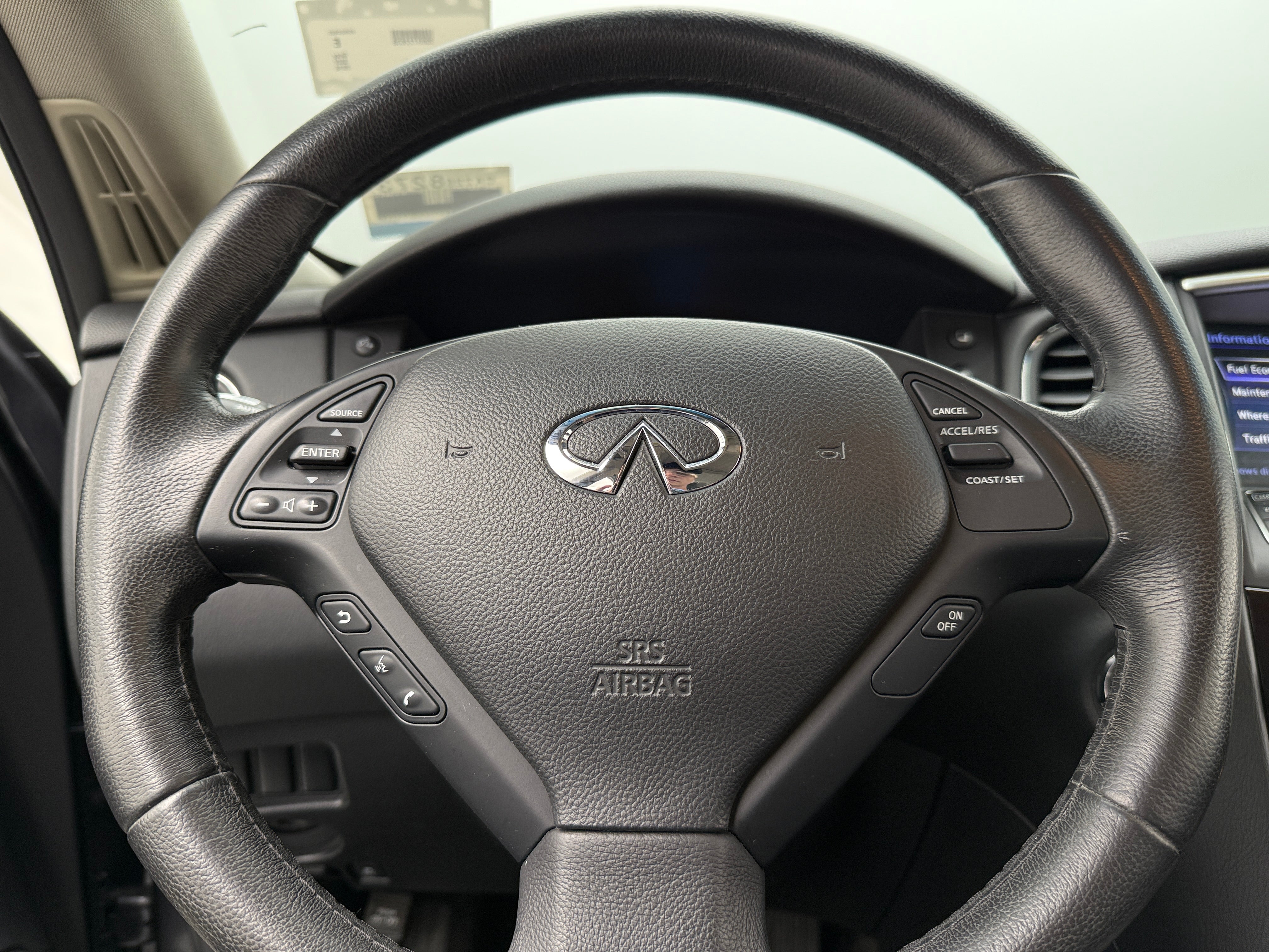 2016 INFINITI QX50 Base 4
