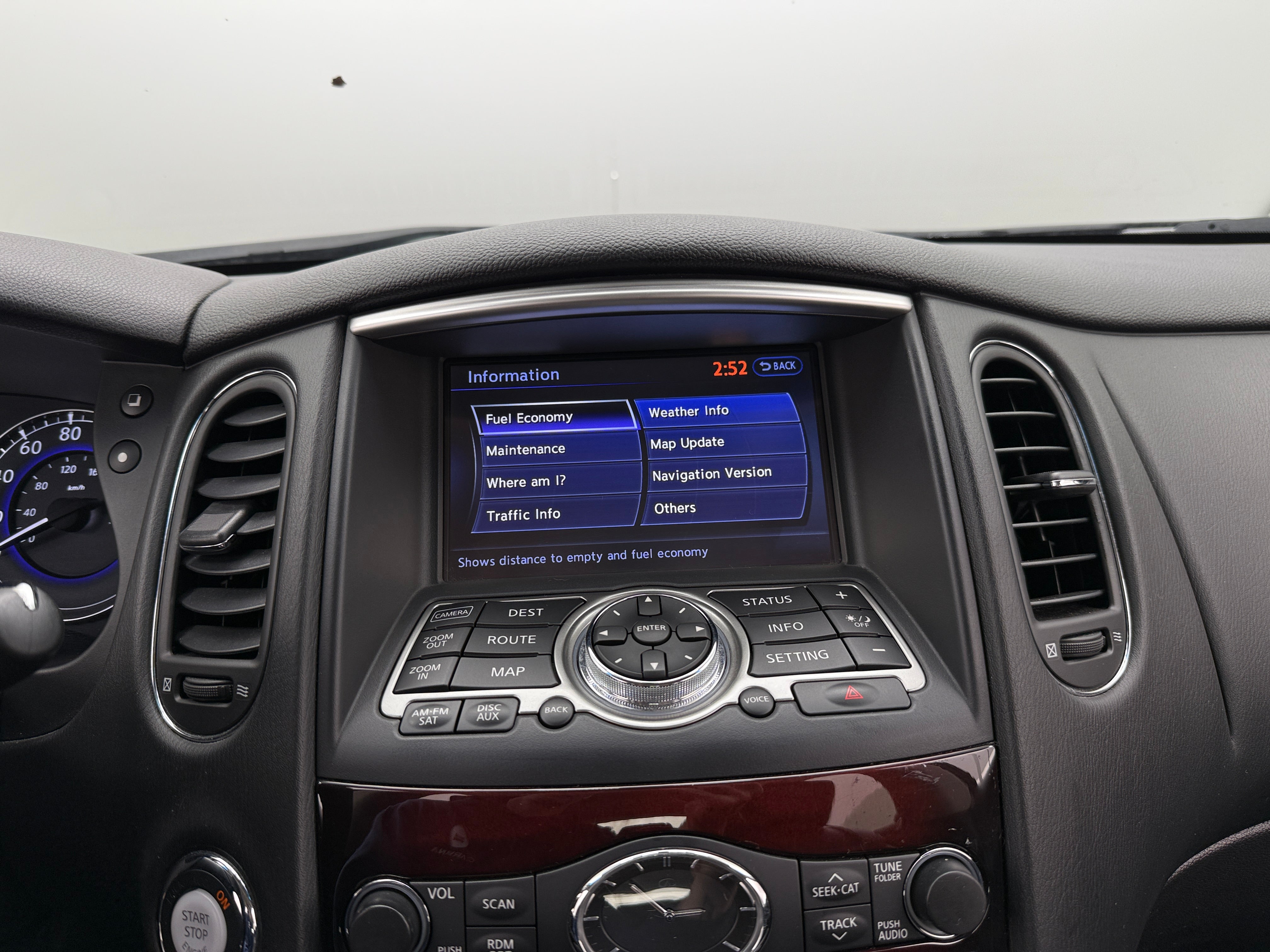 2016 INFINITI QX50 Base 3