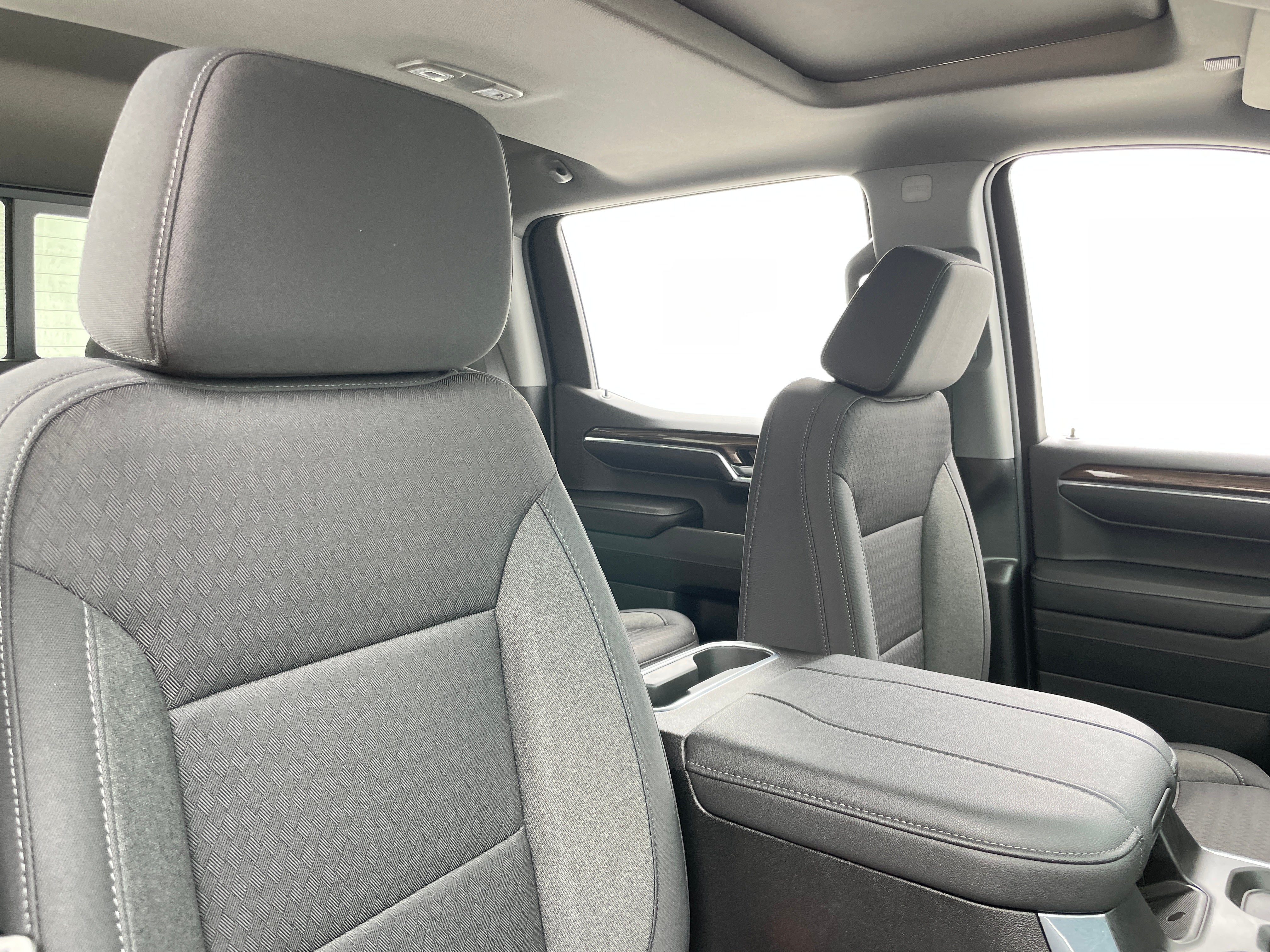 2024 Chevrolet Silverado 1500 RST 2