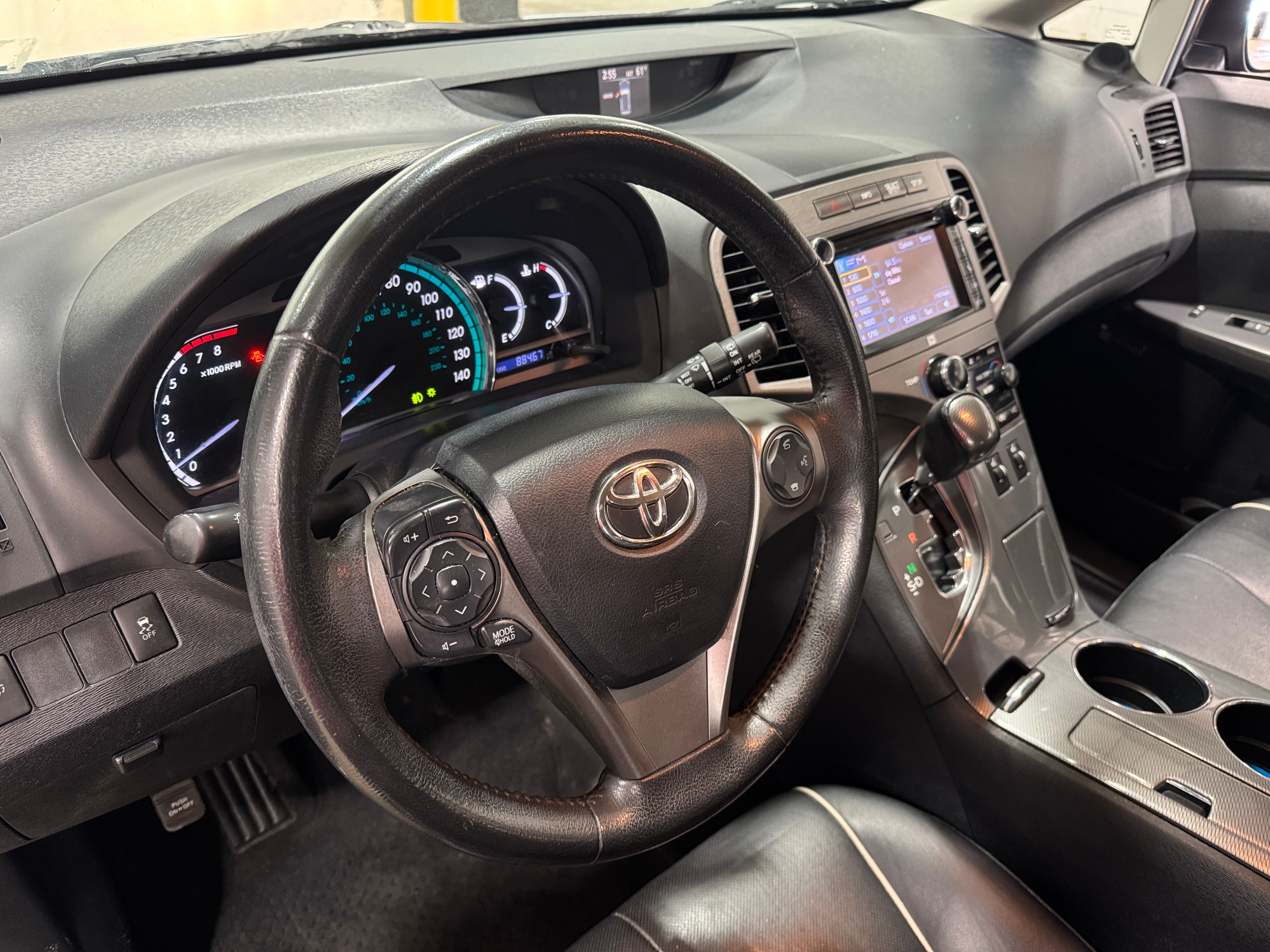 2013 Toyota Venza XLE 2