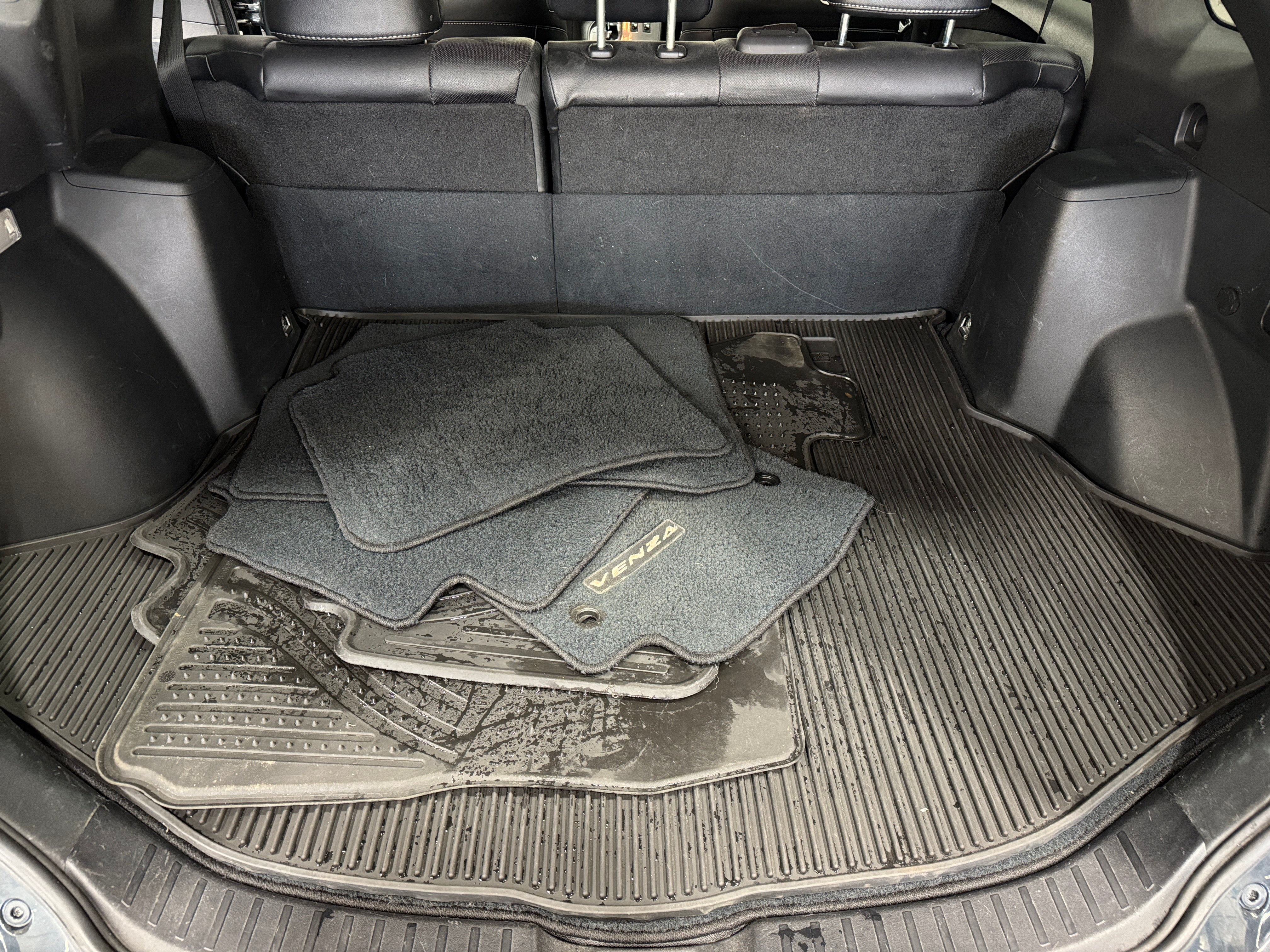 2013 Toyota Venza XLE 6