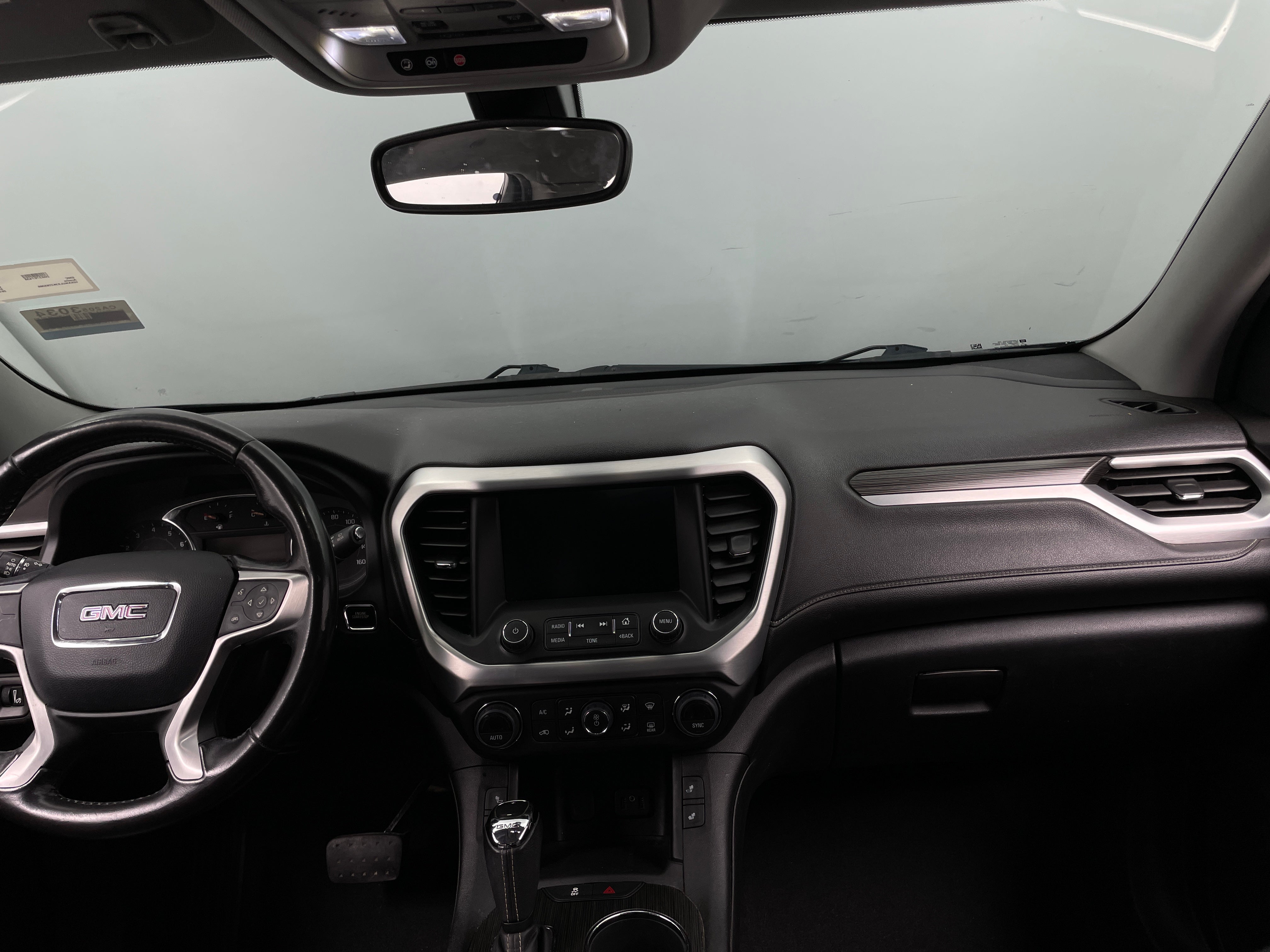 2019 GMC Acadia SLT 2