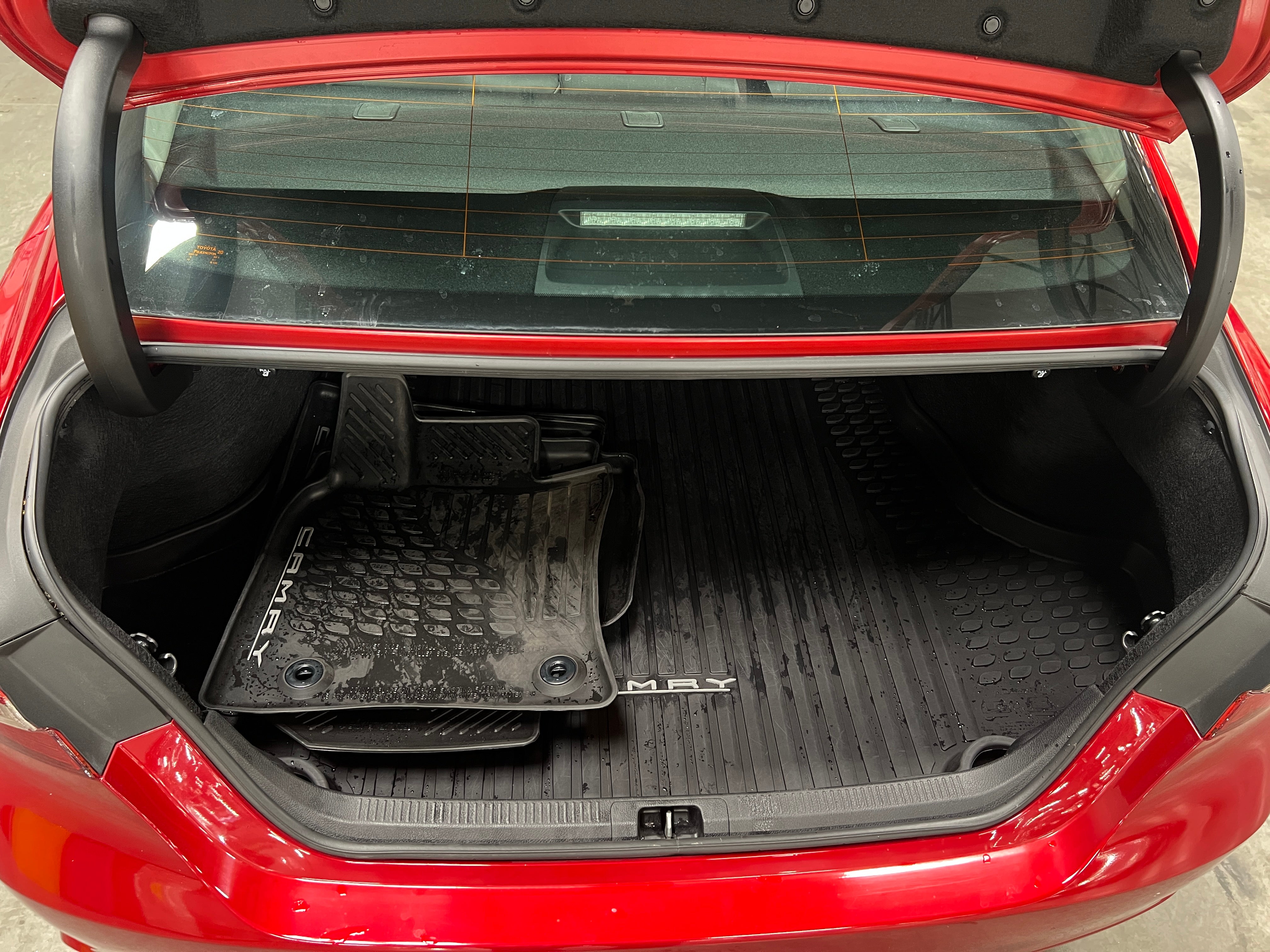 2019 Toyota Camry SE 6